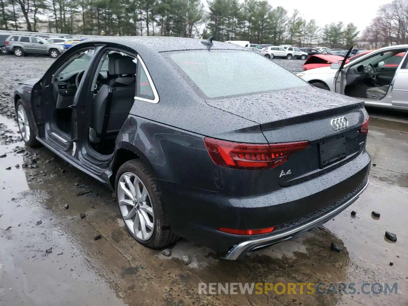 3 Фотография поврежденного автомобиля WAUDNAF41KN008436 AUDI A4 2019