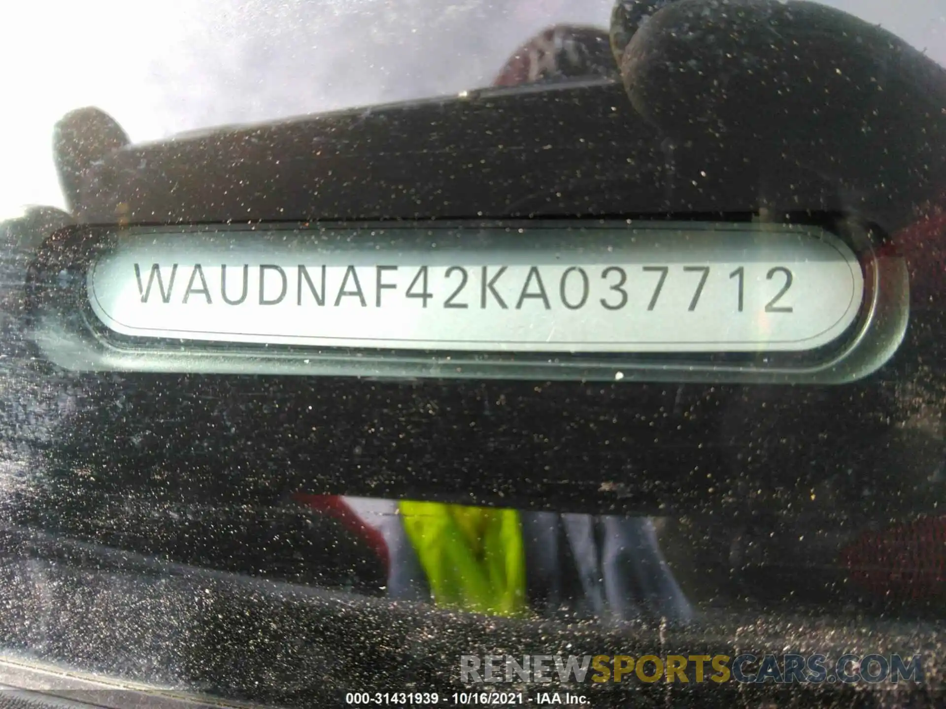 9 Photograph of a damaged car WAUDNAF42KA037712 AUDI A4 2019