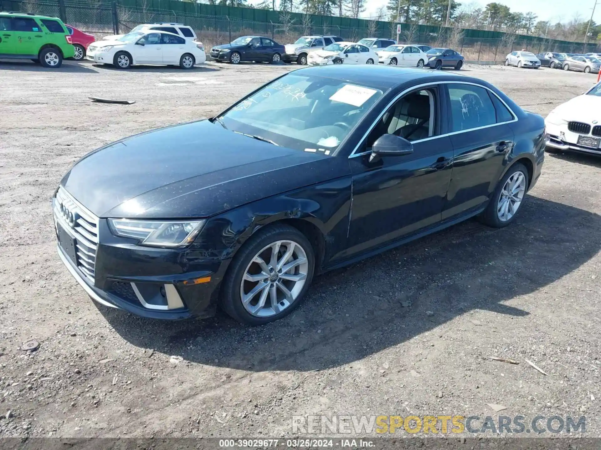 2 Фотография поврежденного автомобиля WAUDNAF42KN017209 AUDI A4 2019