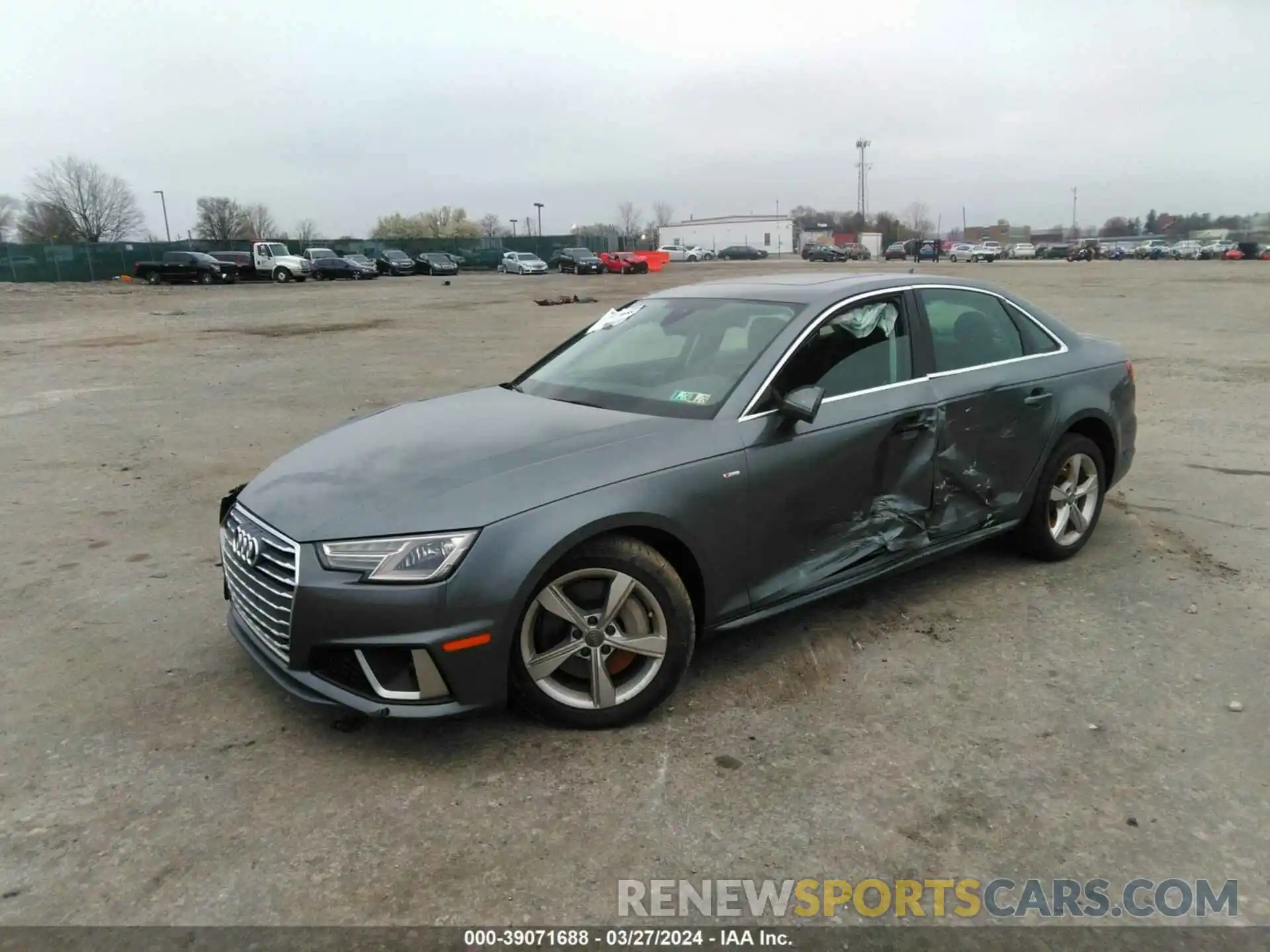 2 Фотография поврежденного автомобиля WAUDNAF42KN020045 AUDI A4 2019