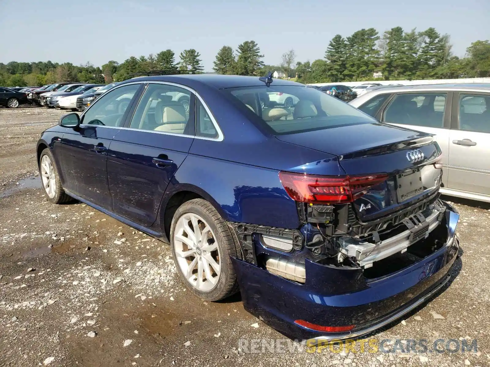 3 Фотография поврежденного автомобиля WAUDNAF43KA116046 AUDI A4 2019