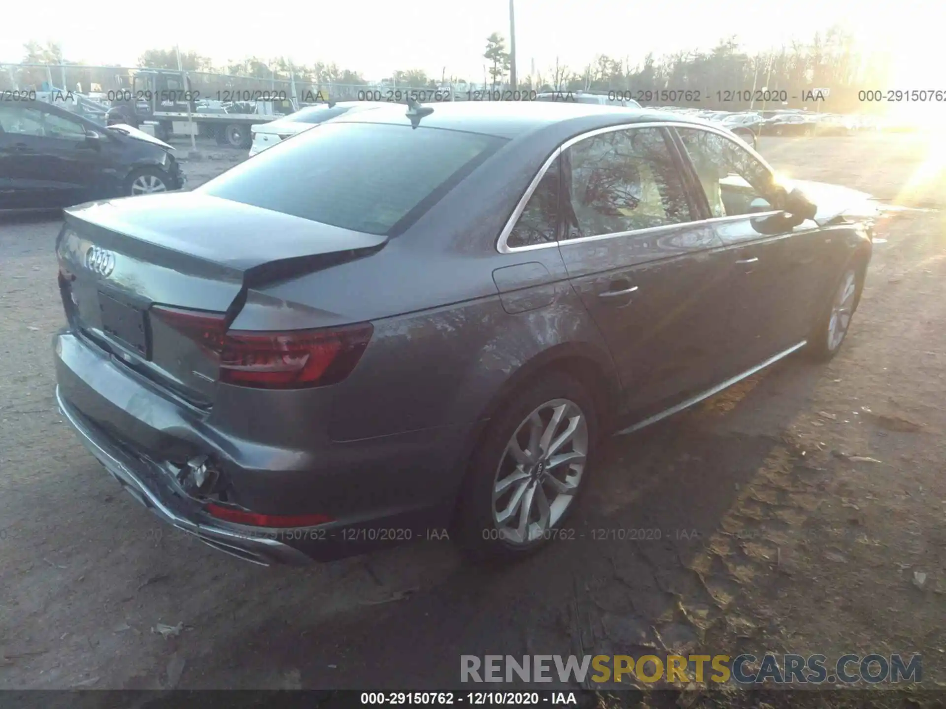 4 Фотография поврежденного автомобиля WAUDNAF44KA013315 AUDI A4 2019