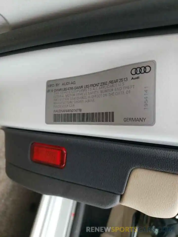 10 Фотография поврежденного автомобиля WAUDNAF44KN014778 AUDI A4 2019