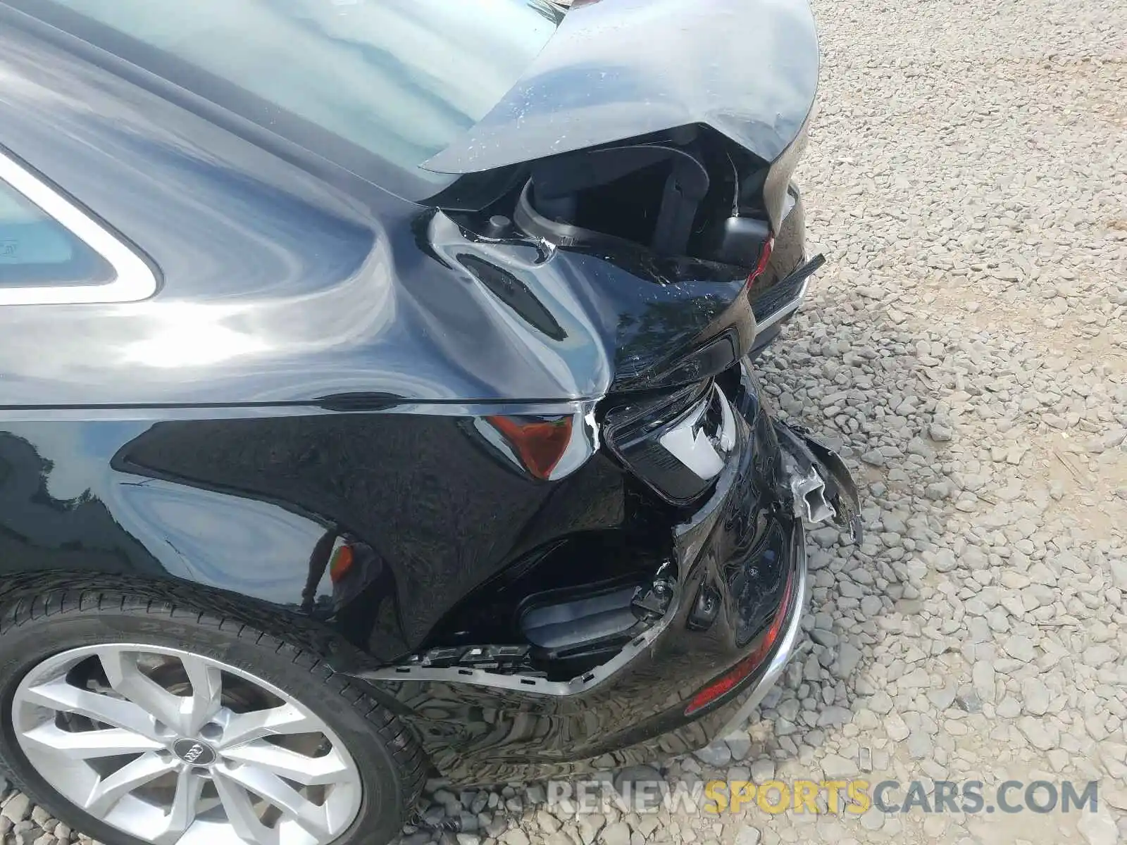 9 Photograph of a damaged car WAUDNAF46KN005807 AUDI A4 2019