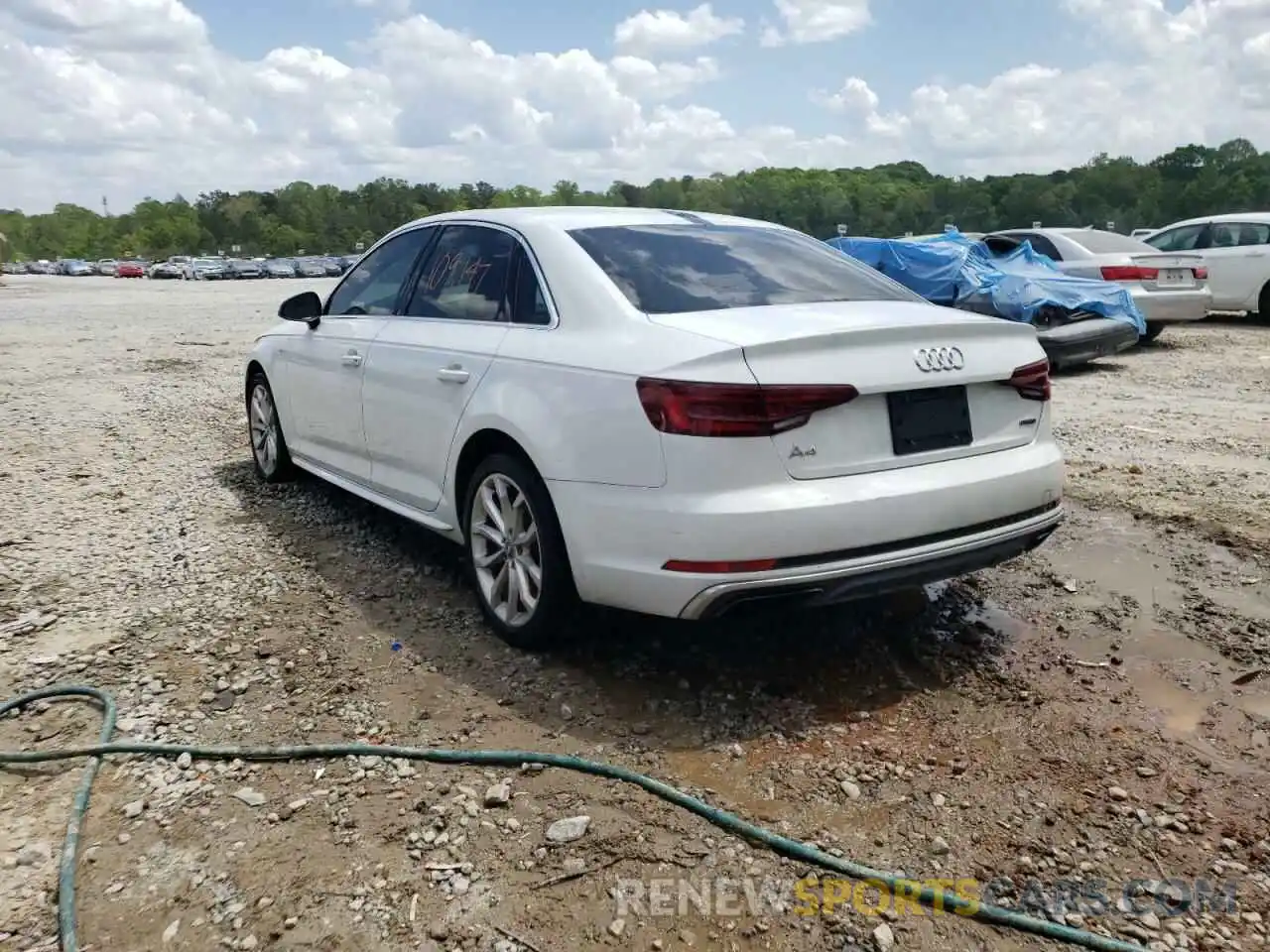 3 Фотография поврежденного автомобиля WAUDNAF4XKA013660 AUDI A4 2019