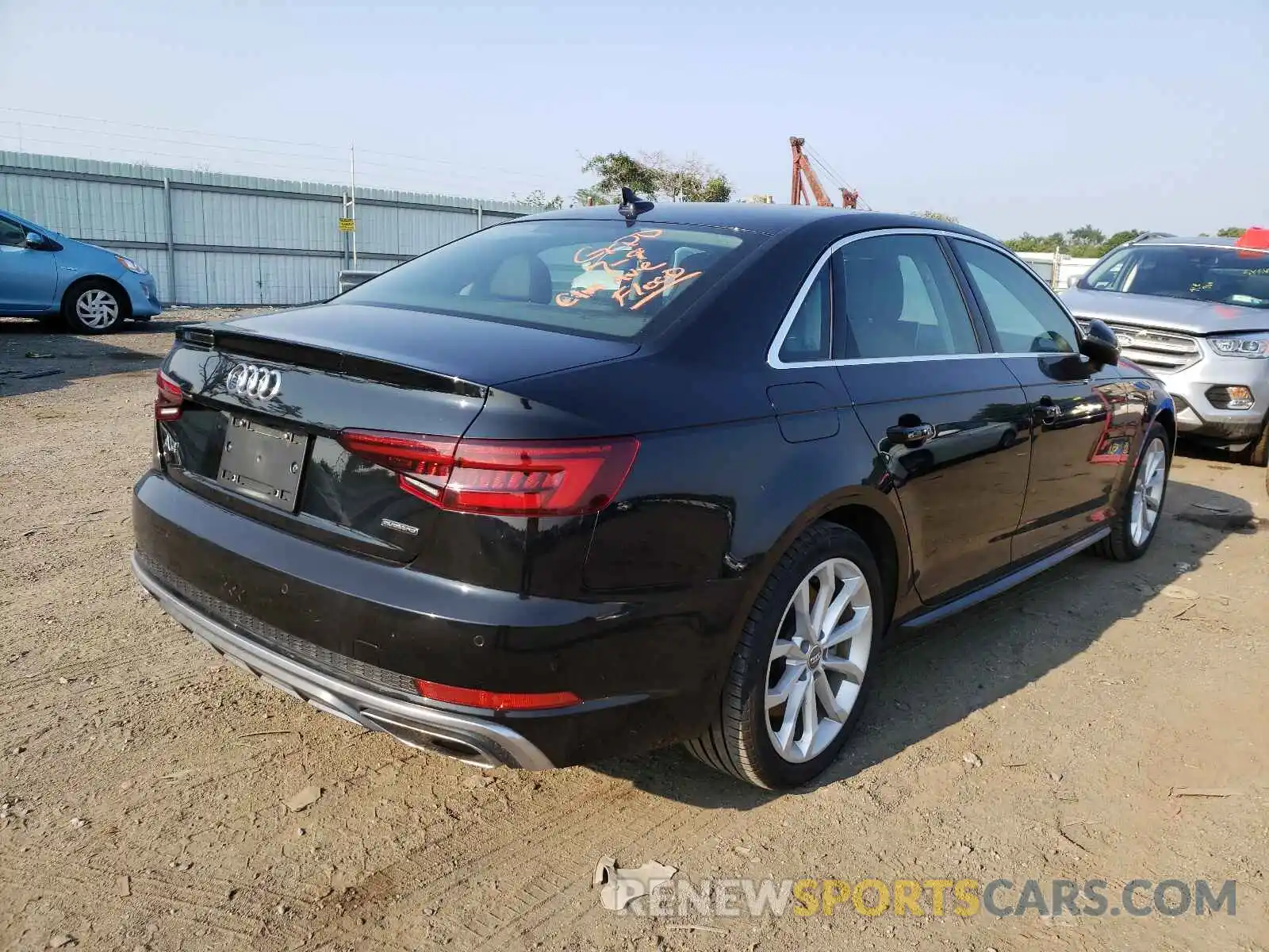 4 Фотография поврежденного автомобиля WAUENAF40KA028401 AUDI A4 2019