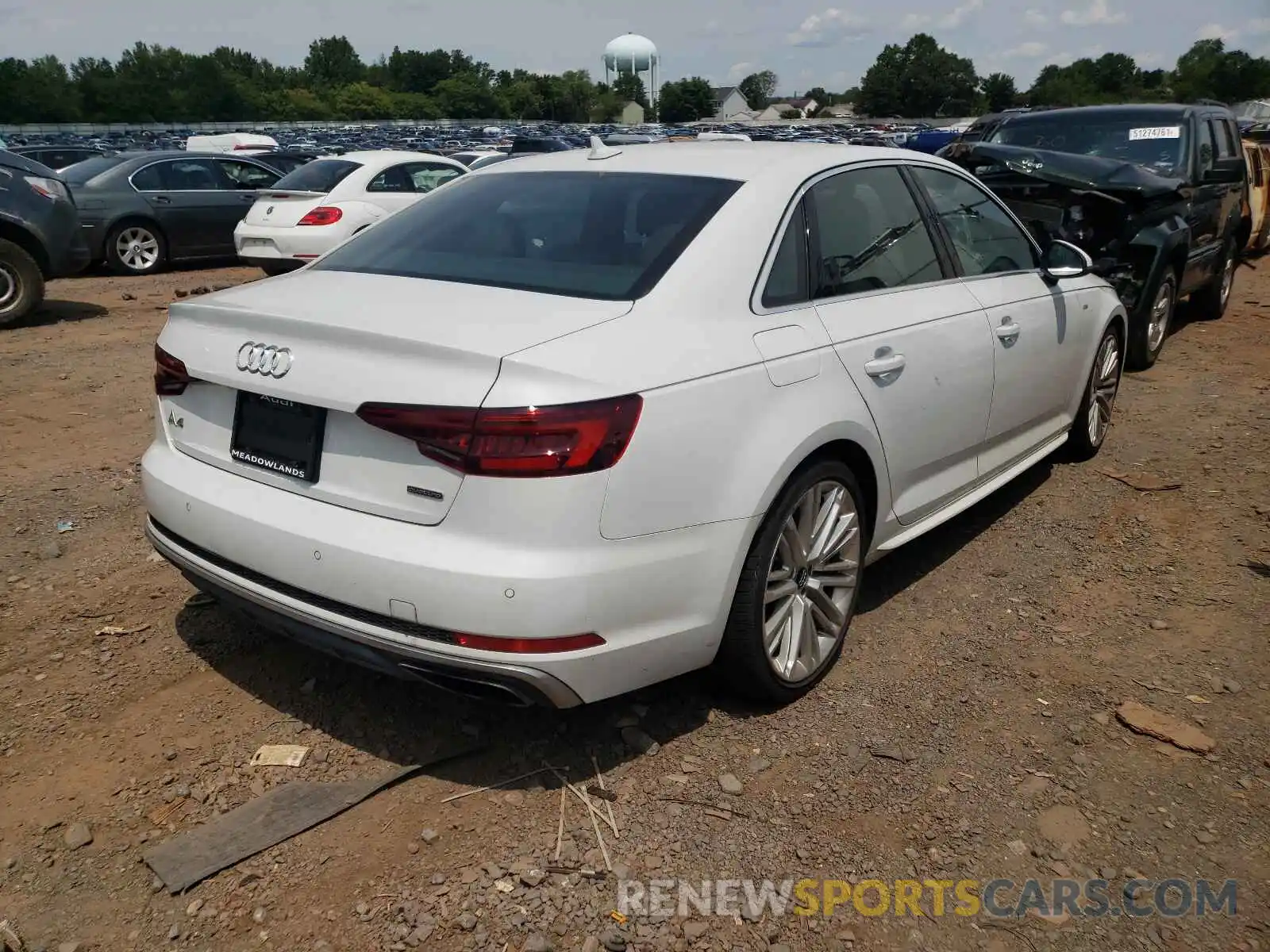 4 Фотография поврежденного автомобиля WAUENAF40KN001871 AUDI A4 2019