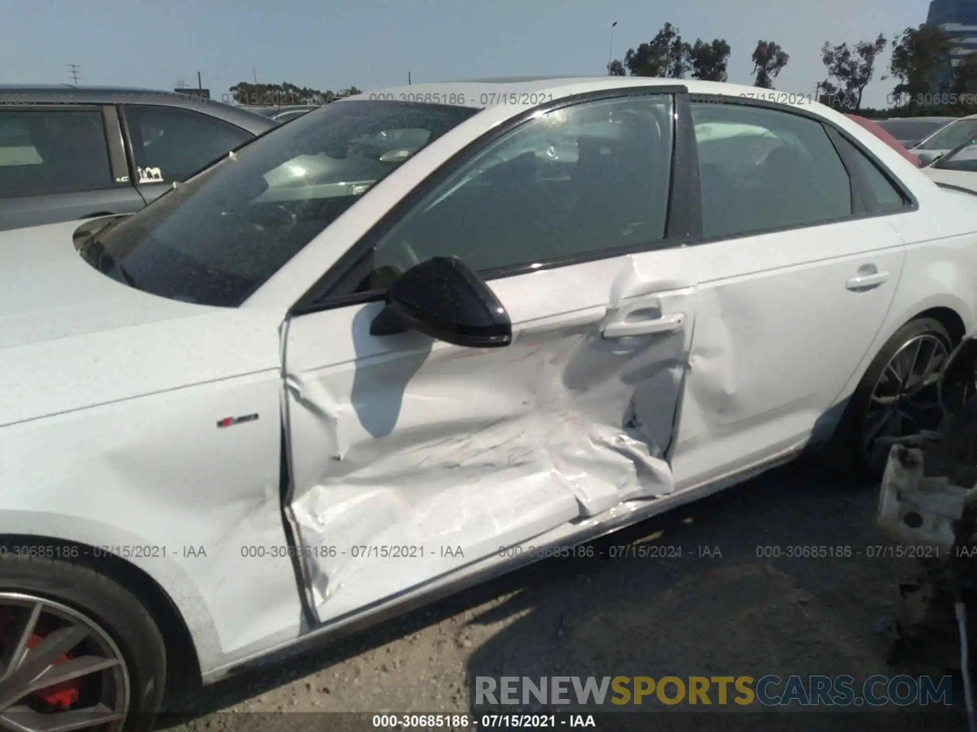 6 Photograph of a damaged car WAUENAF41KA112338 AUDI A4 2019