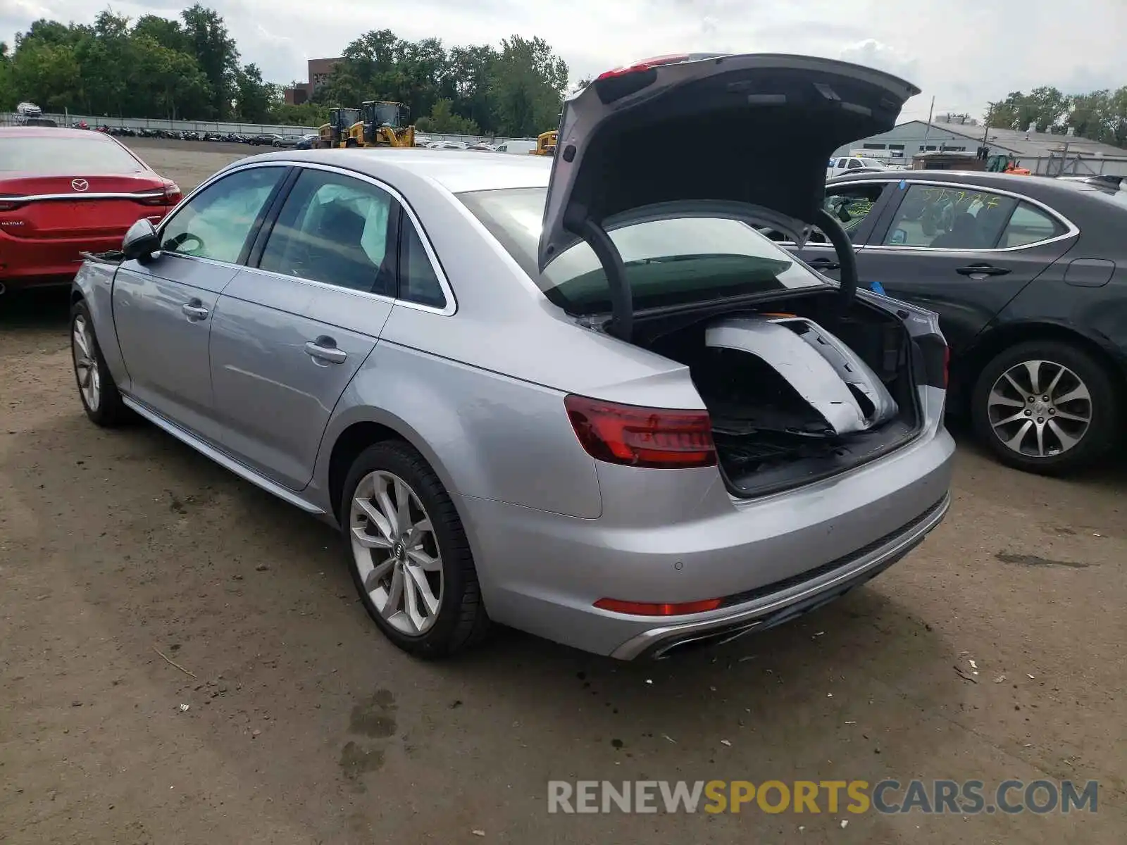 3 Фотография поврежденного автомобиля WAUENAF41KN016430 AUDI A4 2019