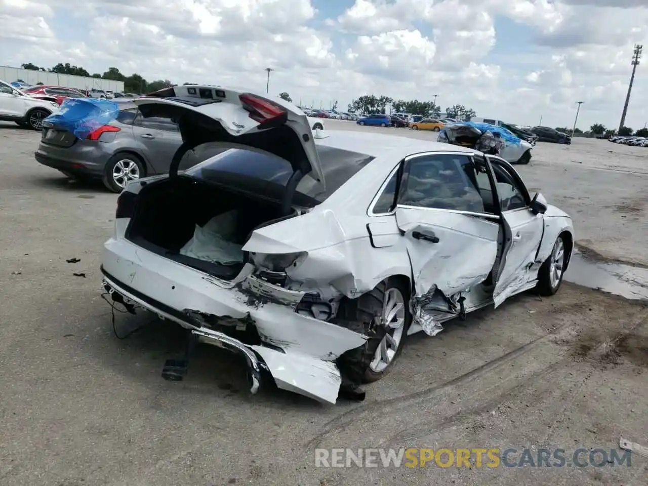 4 Photograph of a damaged car WAUENAF42KA069497 AUDI A4 2019