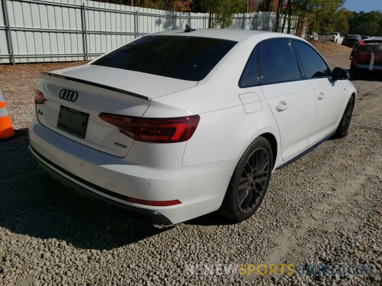 4 Фотография поврежденного автомобиля WAUENAF43KA109554 AUDI A4 2019