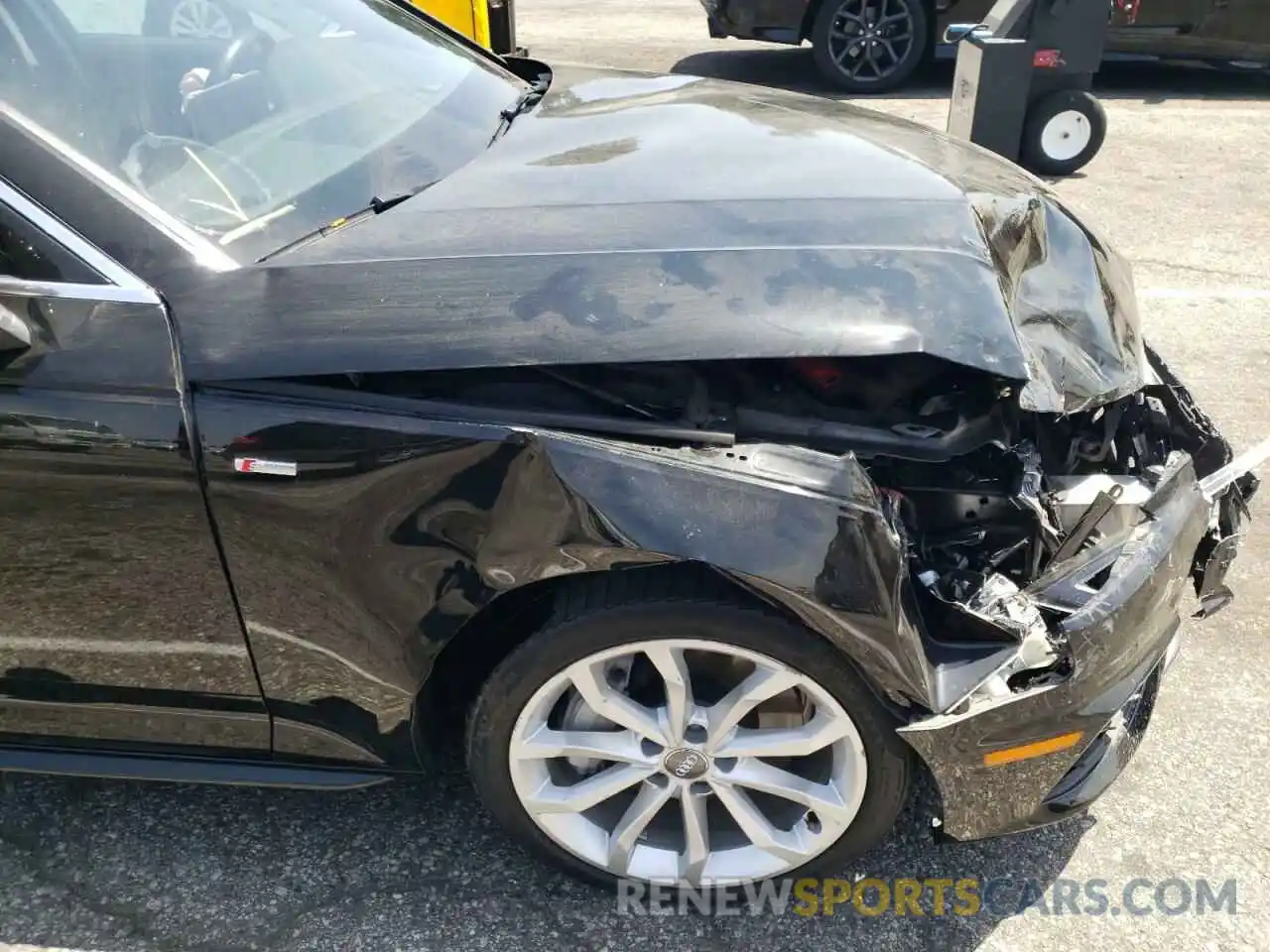 9 Photograph of a damaged car WAUENAF43KN008619 AUDI A4 2019