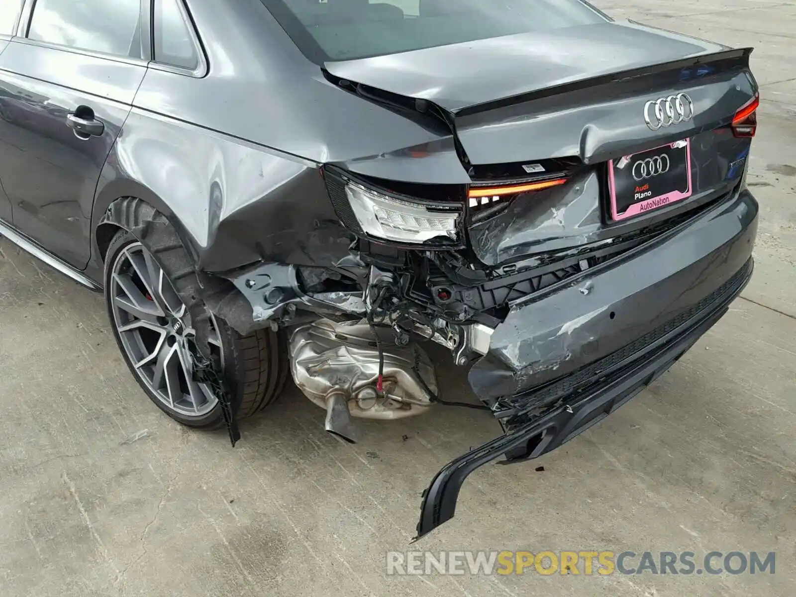 9 Photograph of a damaged car WAUENAF44KA060803 AUDI A4 2019