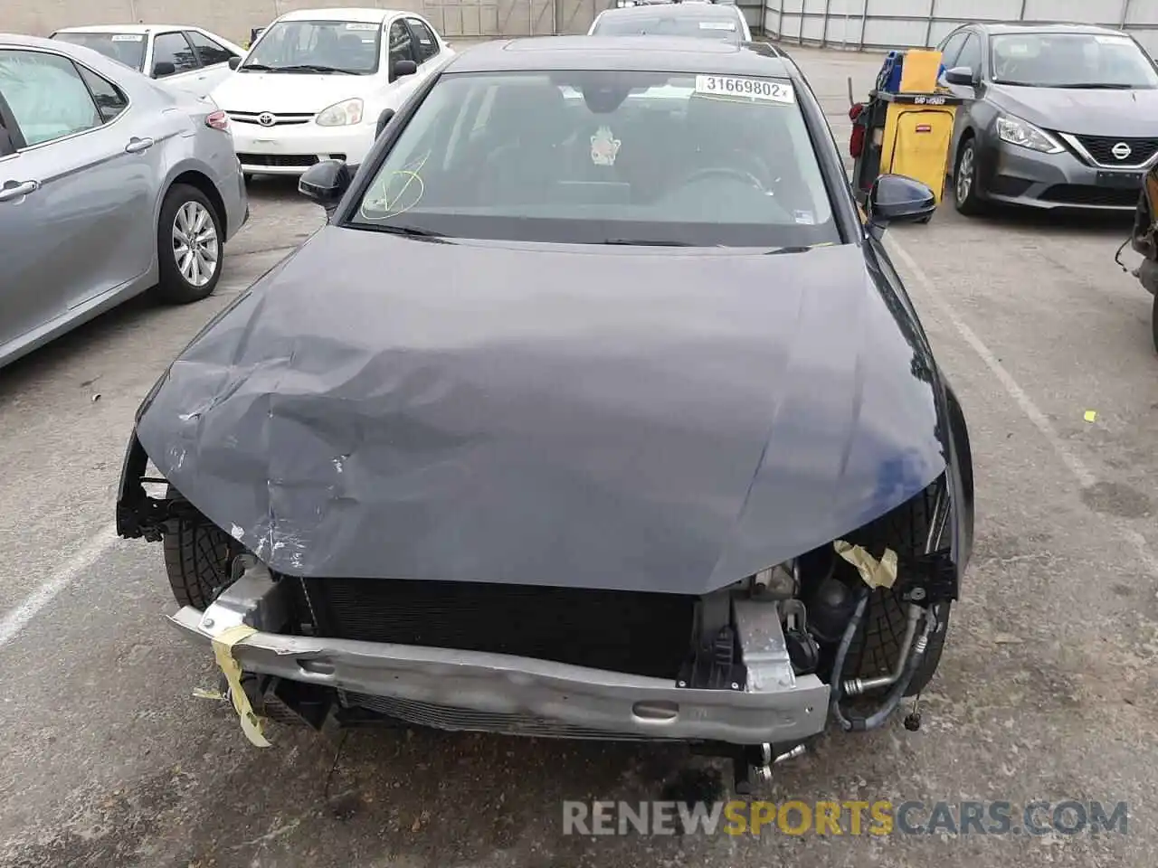 9 Photograph of a damaged car WAUENAF44KN002912 AUDI A4 2019