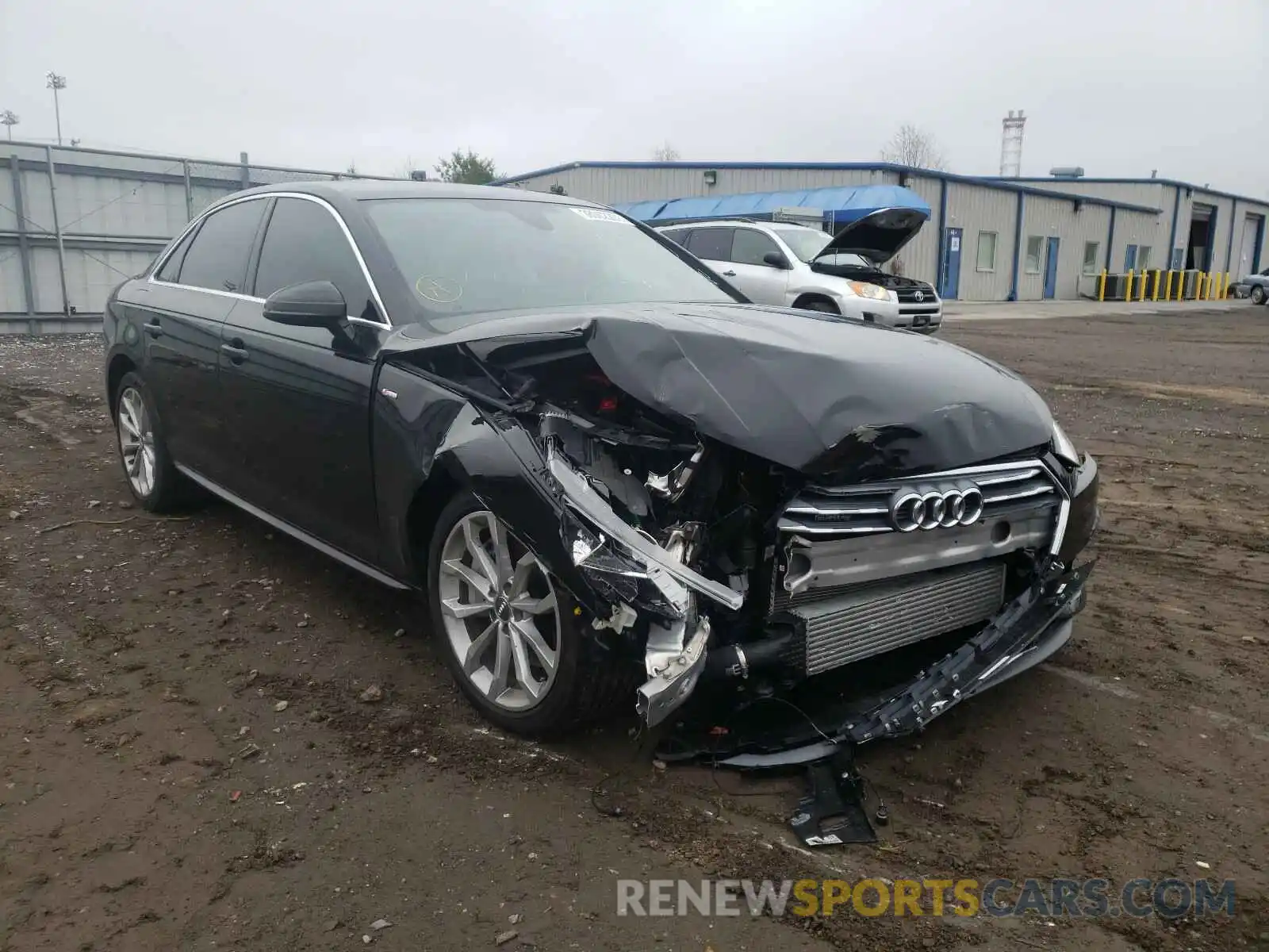 1 Фотография поврежденного автомобиля WAUENAF44KN012176 AUDI A4 2019