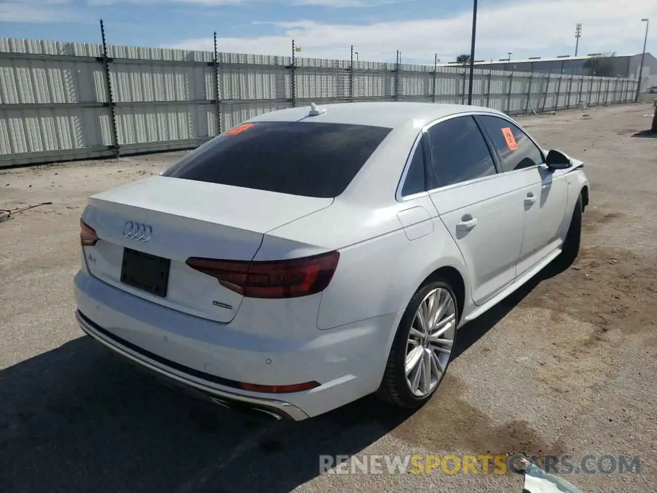 4 Фотография поврежденного автомобиля WAUENAF45KA006703 AUDI A4 2019