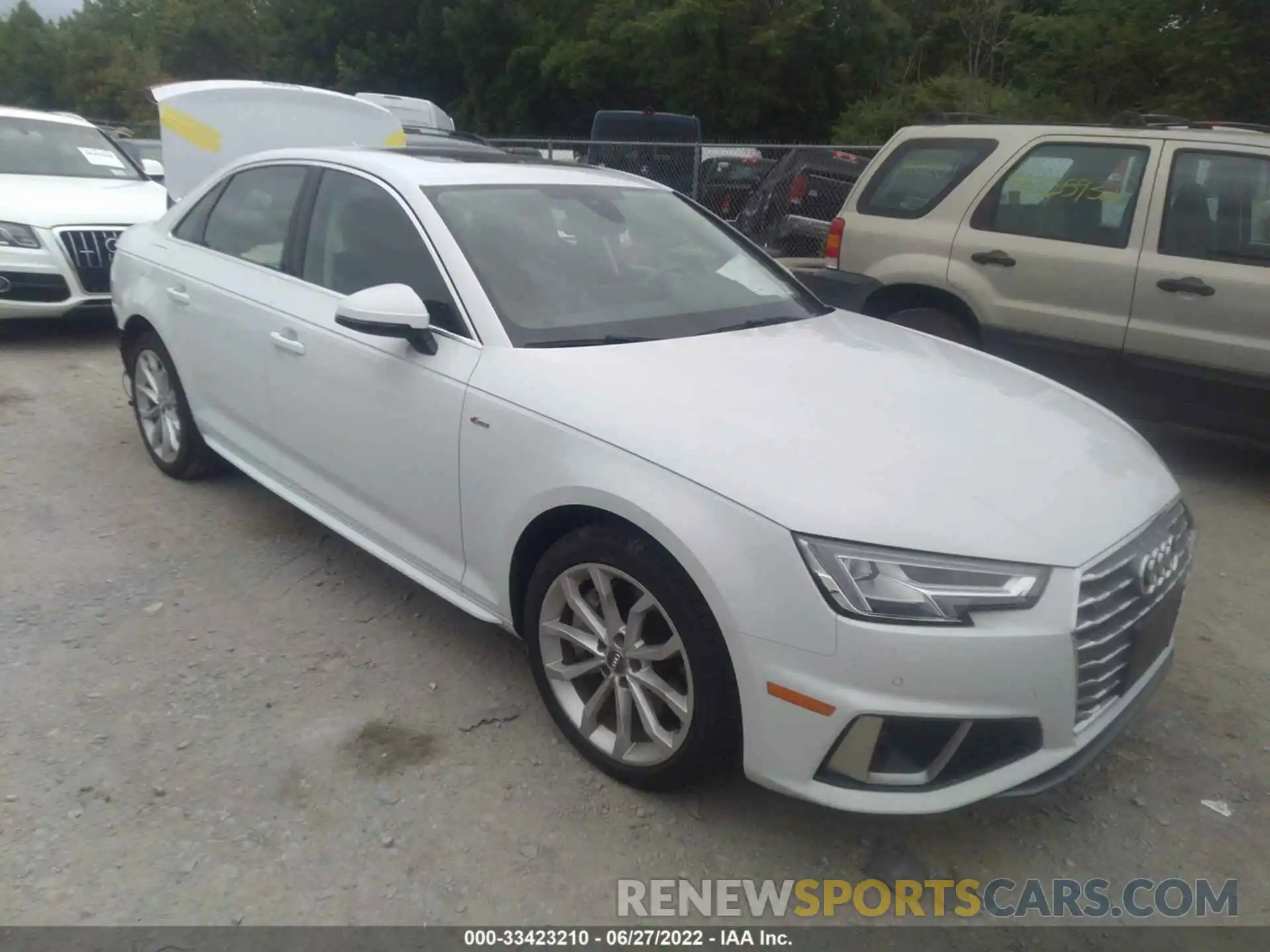 1 Photograph of a damaged car WAUENAF45KA015918 AUDI A4 2019