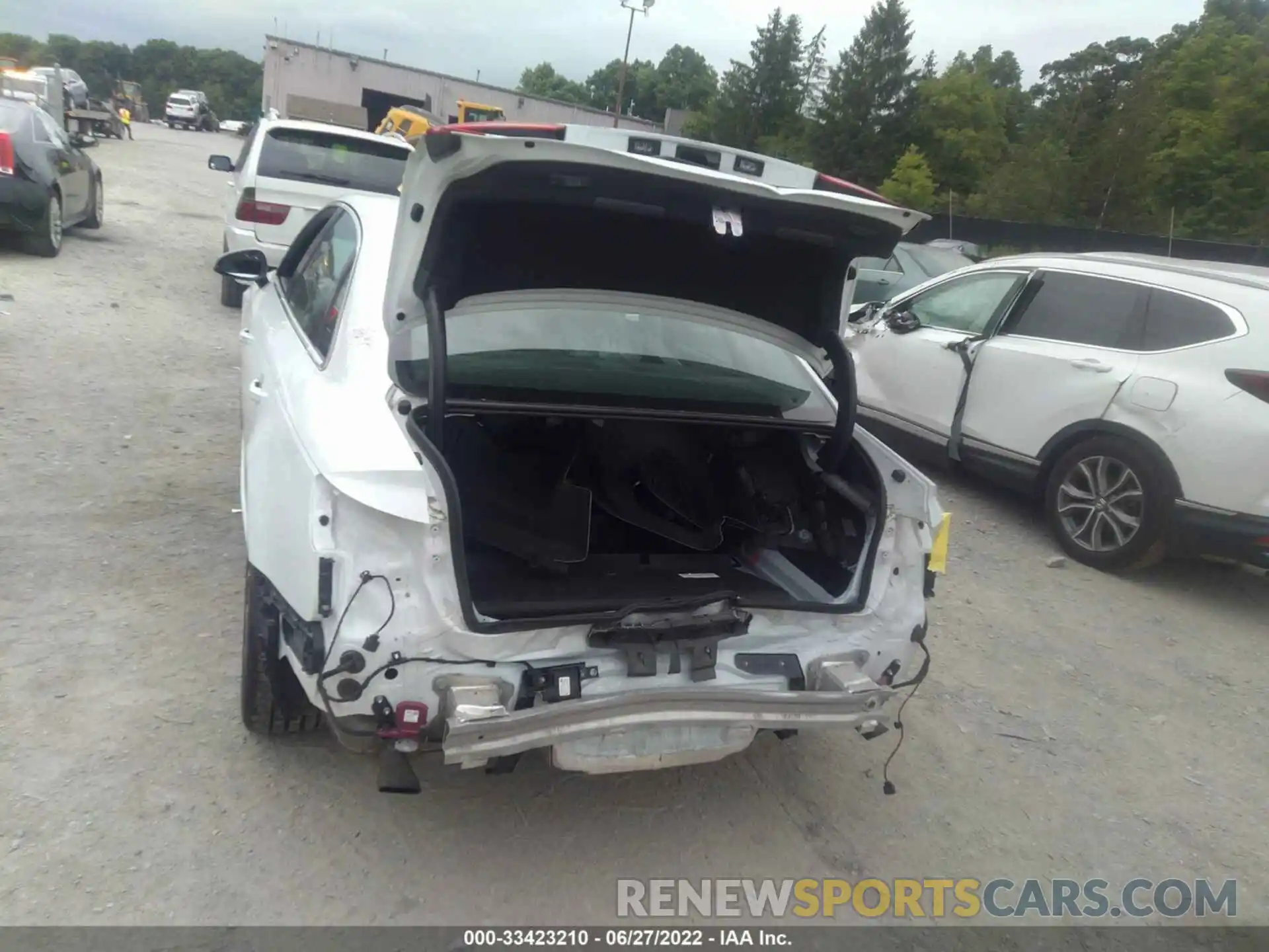 6 Photograph of a damaged car WAUENAF45KA015918 AUDI A4 2019