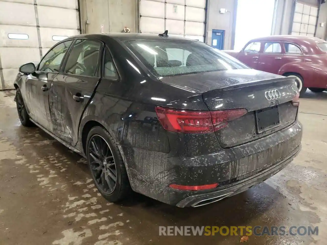 3 Фотография поврежденного автомобиля WAUENAF45KN003292 AUDI A4 2019