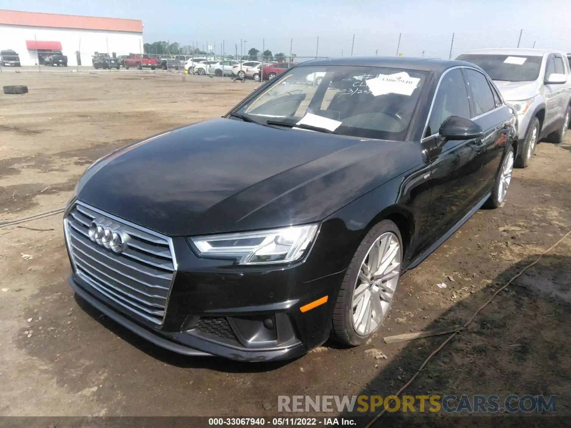 2 Фотография поврежденного автомобиля WAUENAF46KA056901 AUDI A4 2019