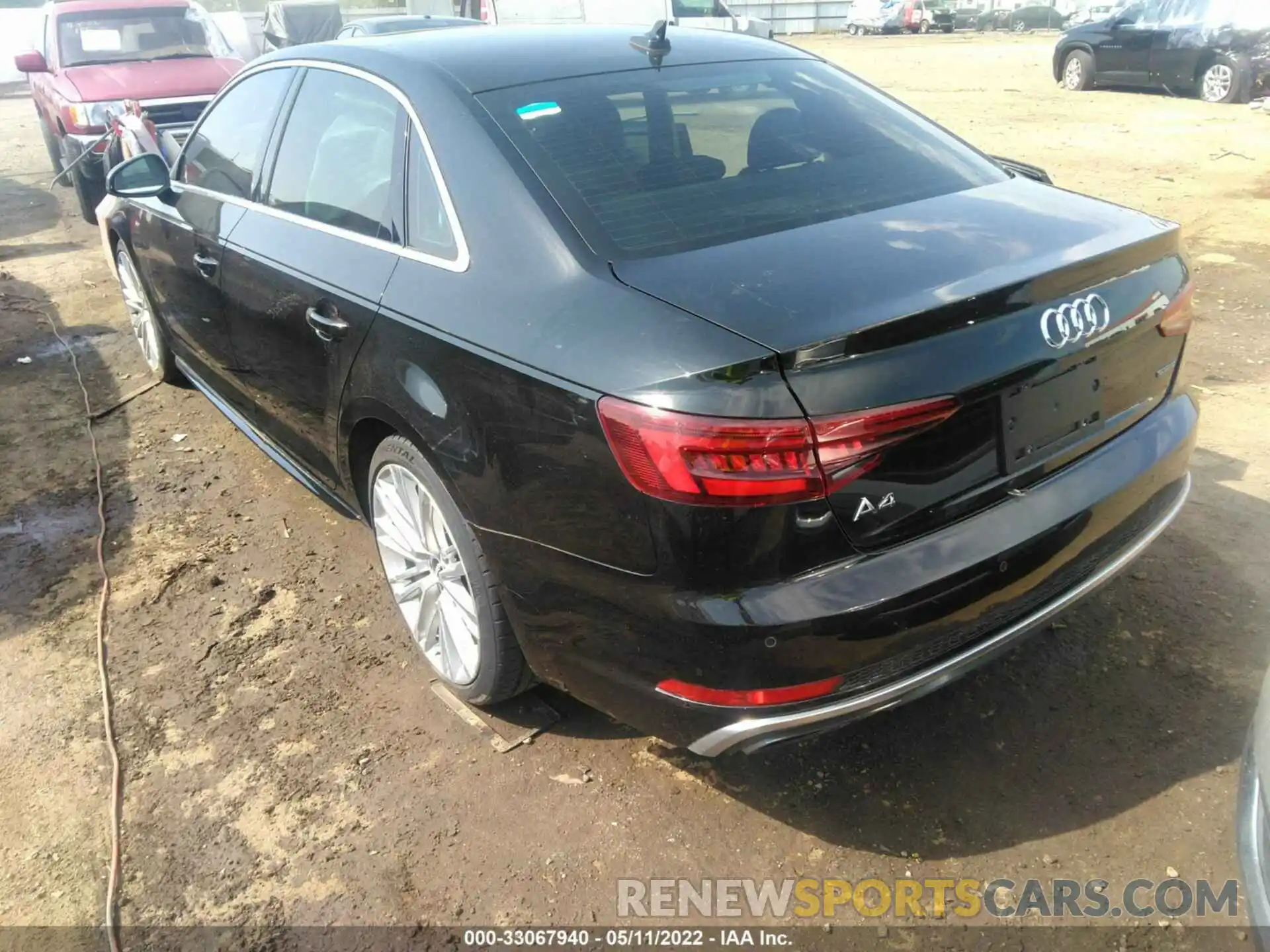 3 Фотография поврежденного автомобиля WAUENAF46KA056901 AUDI A4 2019