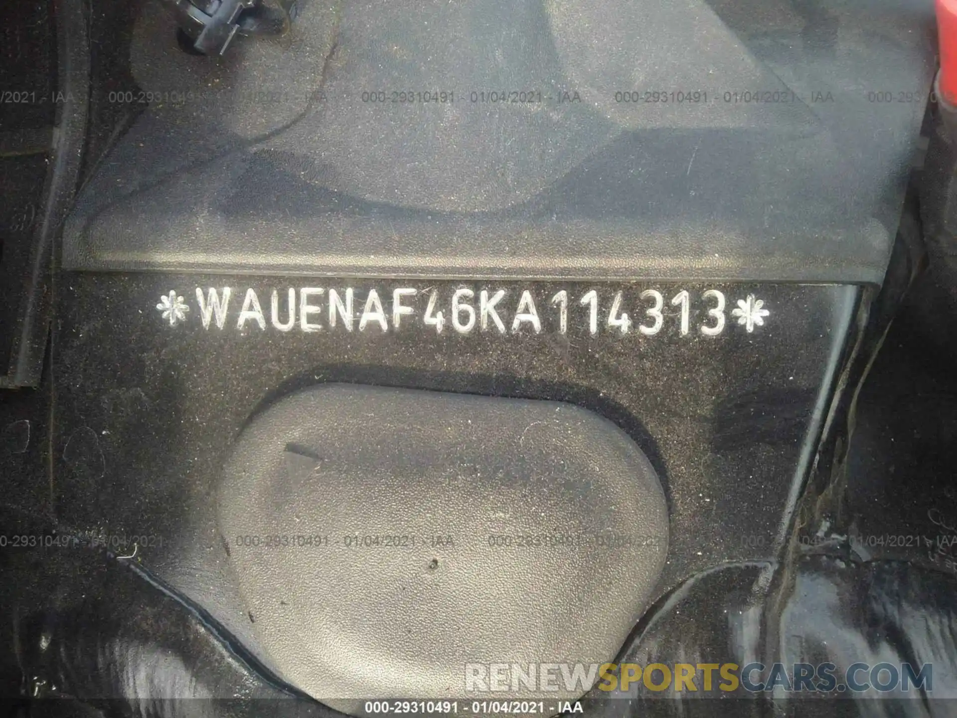 9 Фотография поврежденного автомобиля WAUENAF46KA114313 AUDI A4 2019