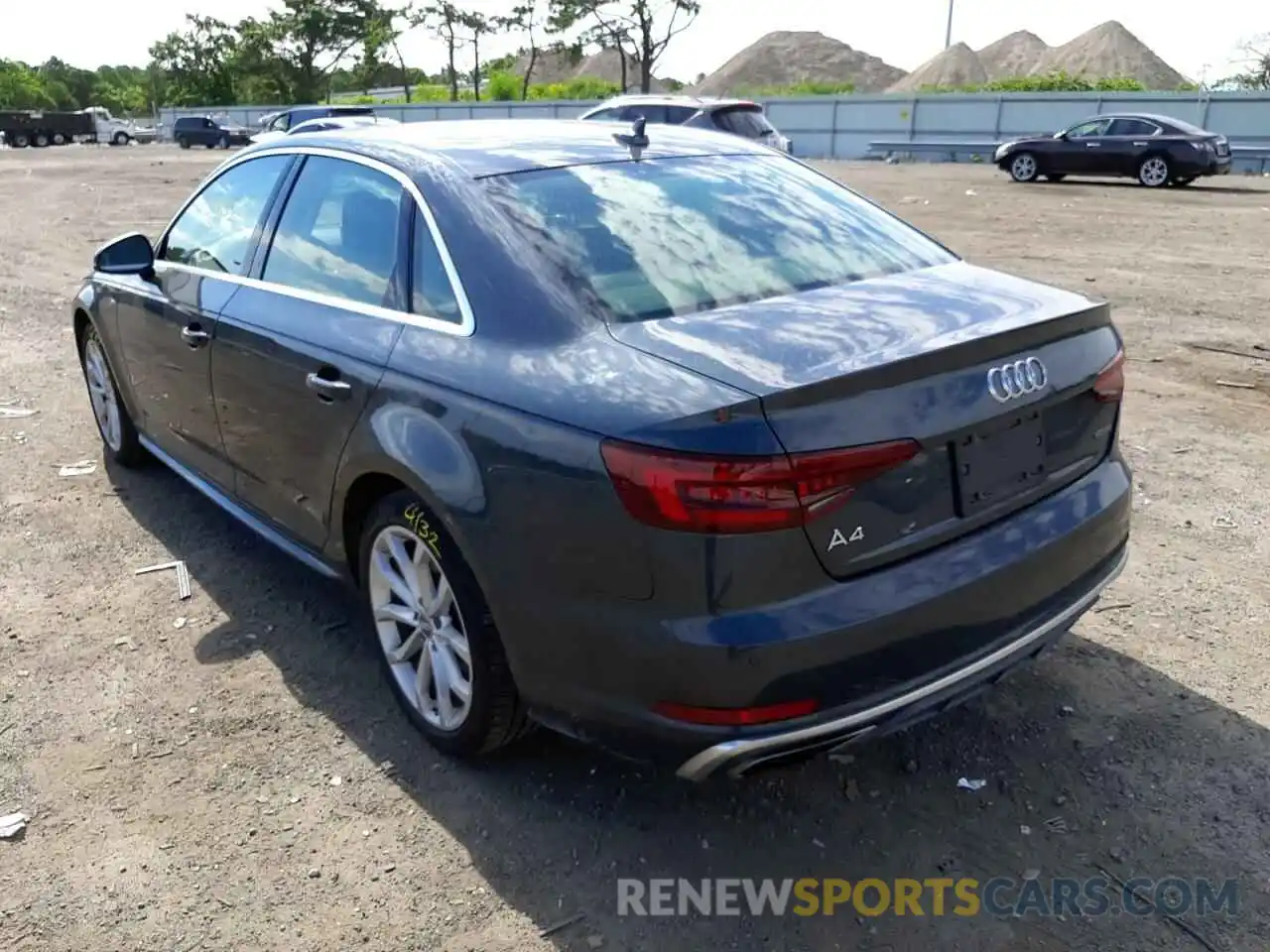 3 Фотография поврежденного автомобиля WAUENAF47KN007778 AUDI A4 2019