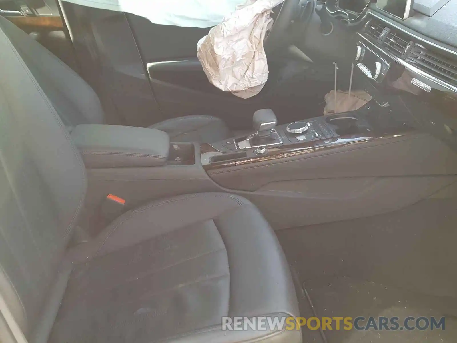 5 Photograph of a damaged car WAUENAF47KN007991 AUDI A4 2019