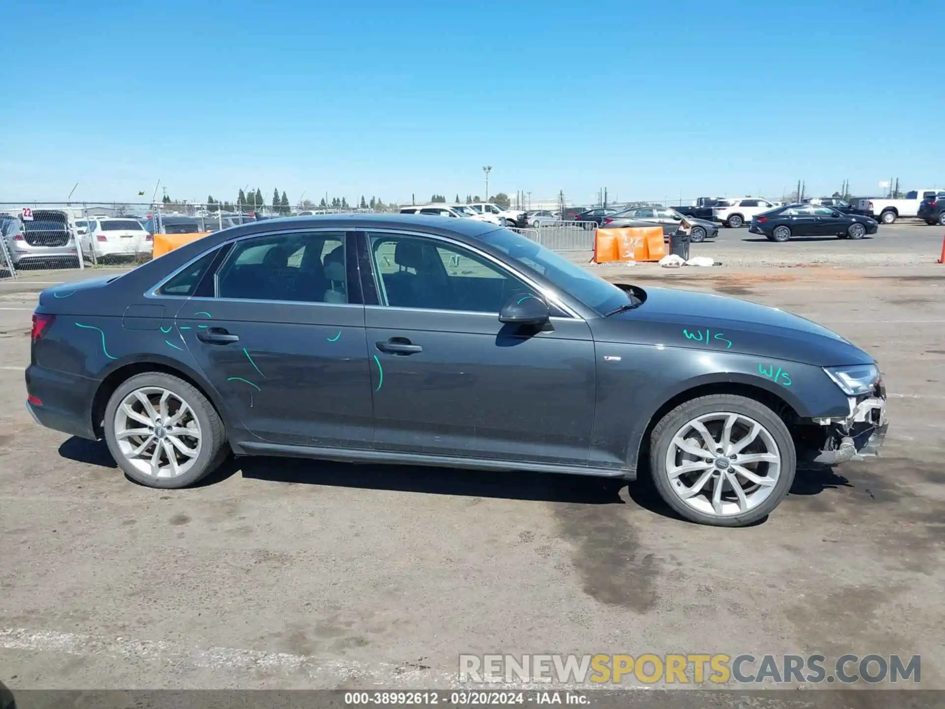 14 Photograph of a damaged car WAUENAF47KN015489 AUDI A4 2019