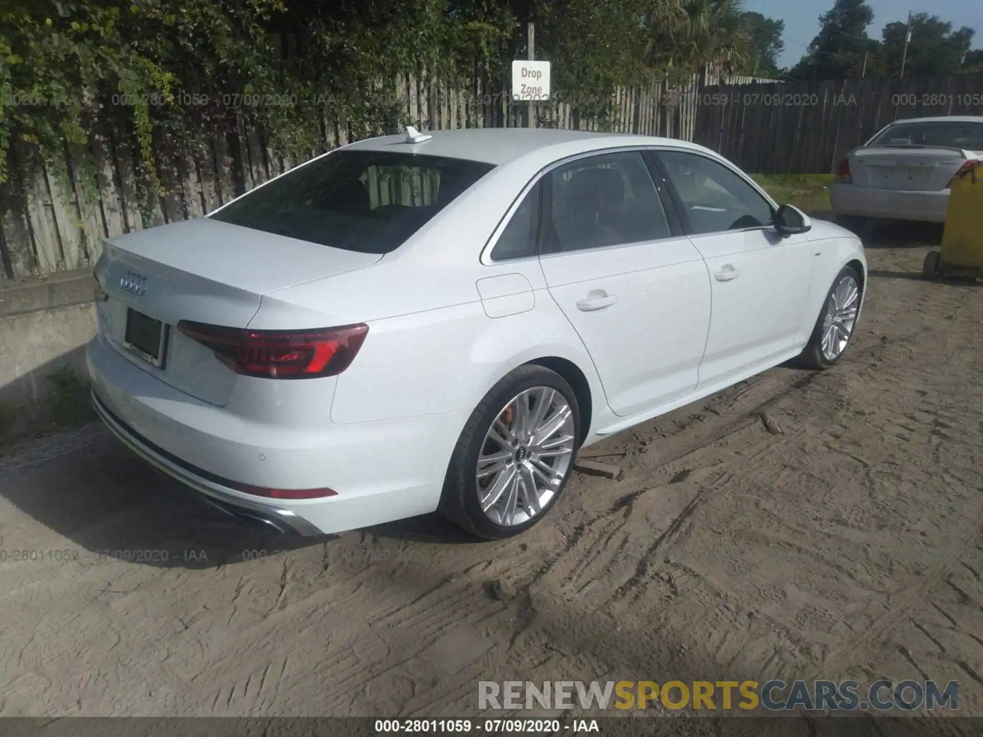 4 Photograph of a damaged car WAUENAF49KA006722 AUDI A4 2019