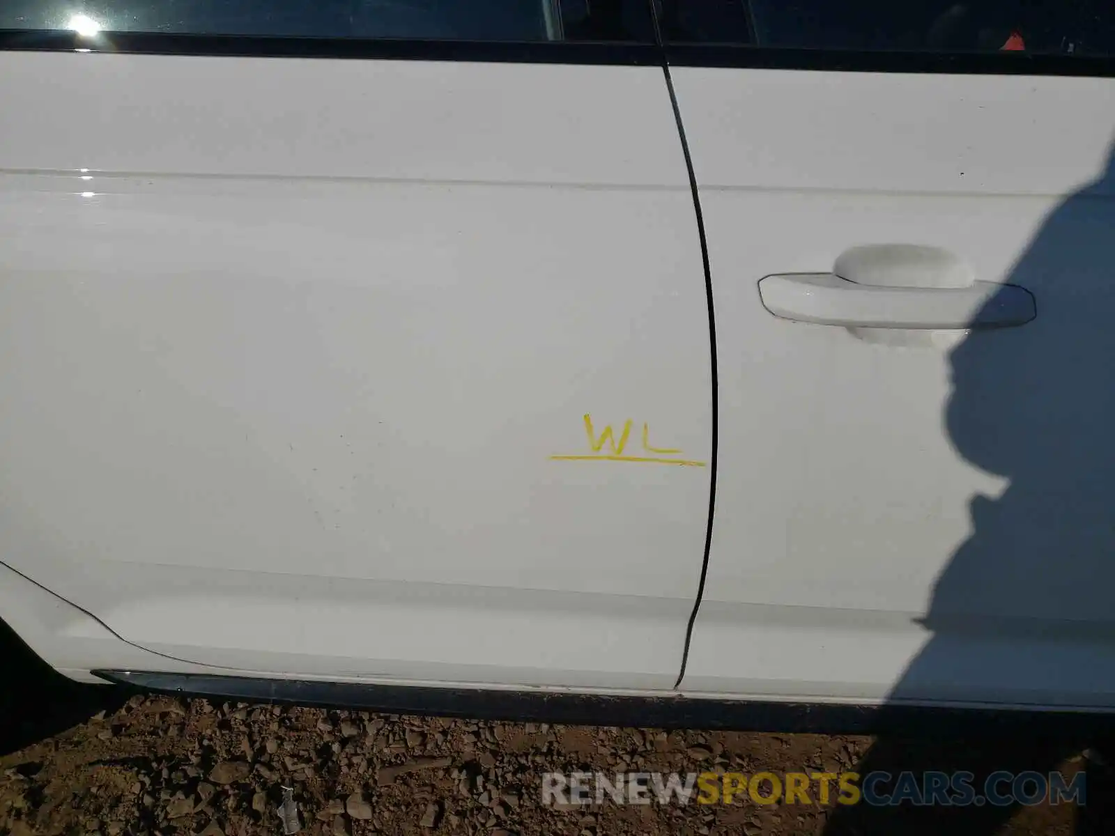 9 Photograph of a damaged car WAUENAF4XKA021052 AUDI A4 2019