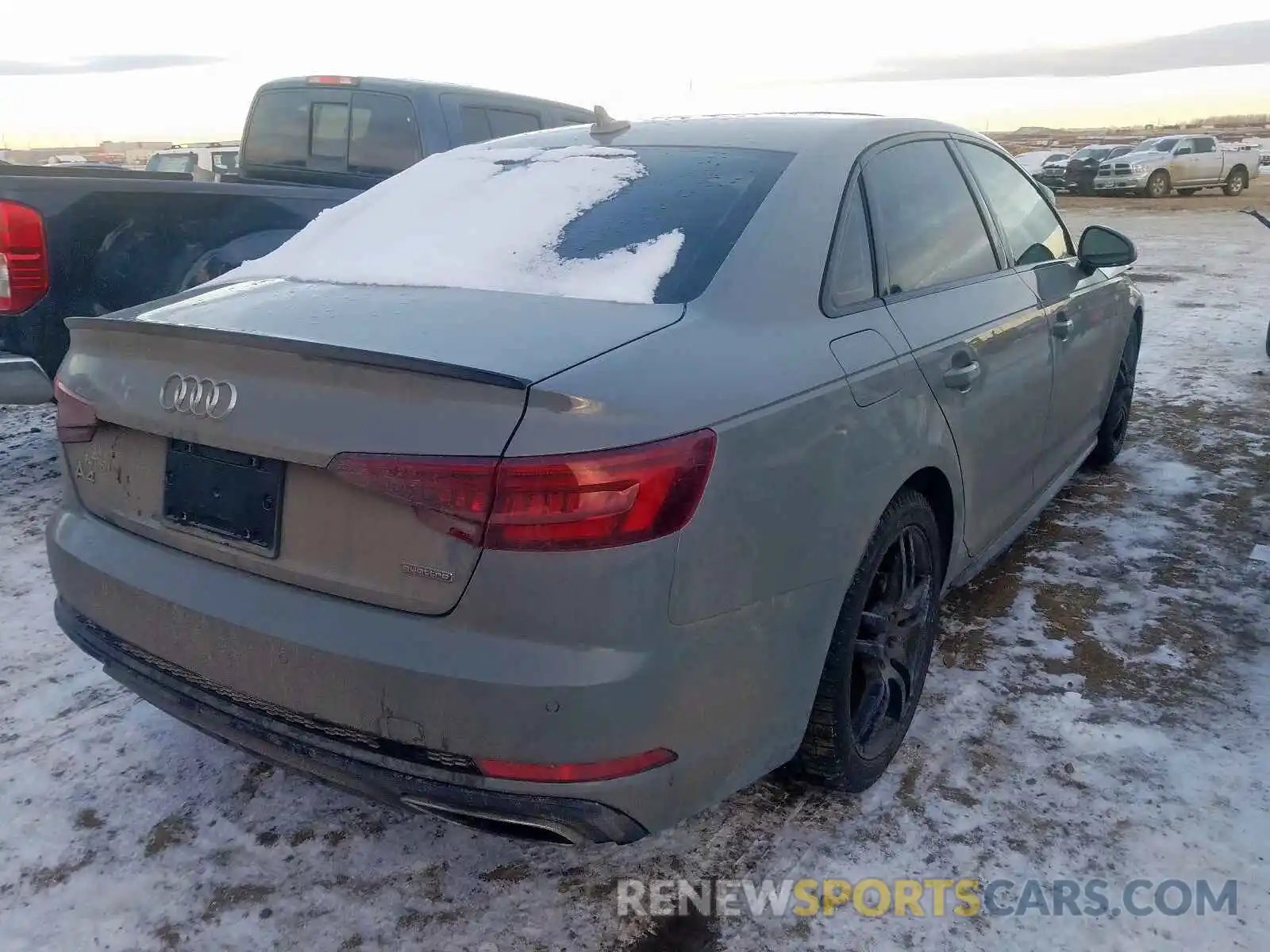 4 Фотография поврежденного автомобиля WAUFNAF45KN001692 AUDI A4 2019