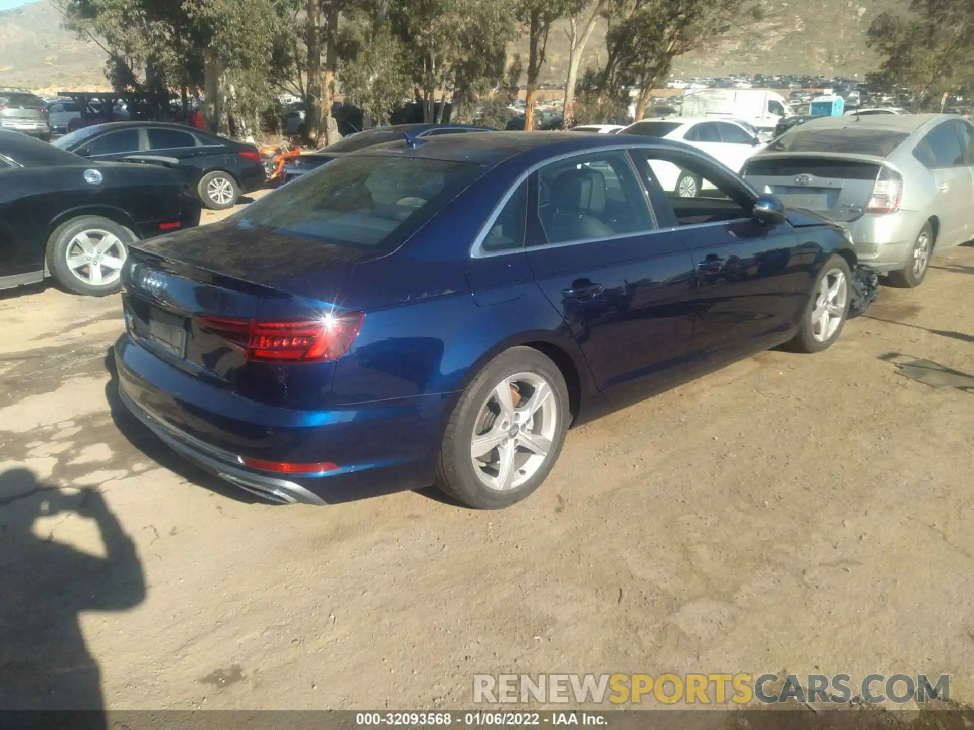 4 Photograph of a damaged car WAUGMAF40KA014042 AUDI A4 2019