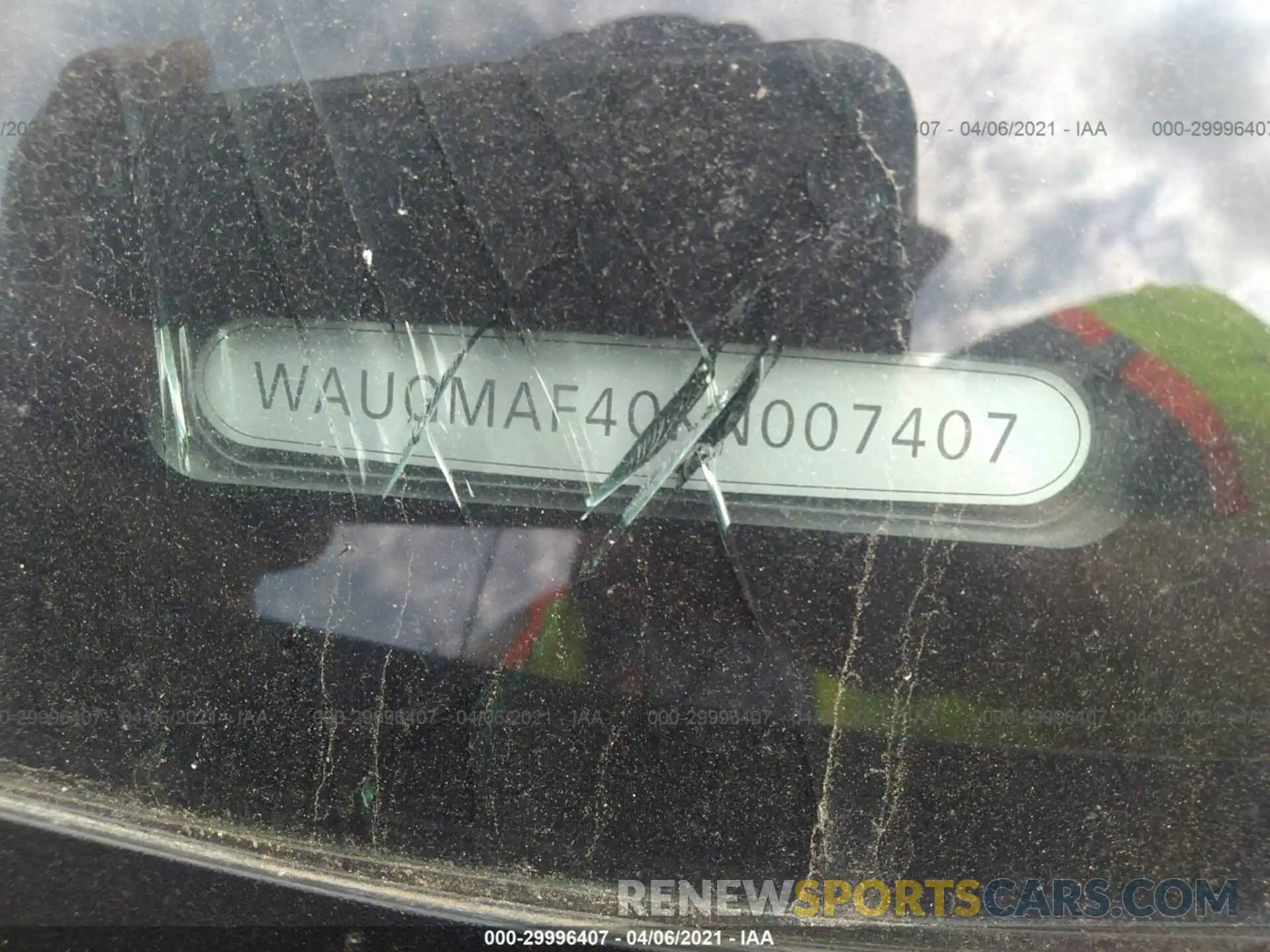 9 Photograph of a damaged car WAUGMAF40KN007407 AUDI A4 2019