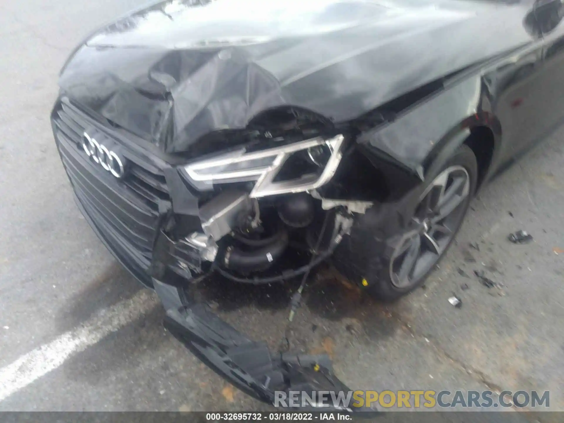 6 Photograph of a damaged car WAUGMAF40KN018259 AUDI A4 2019