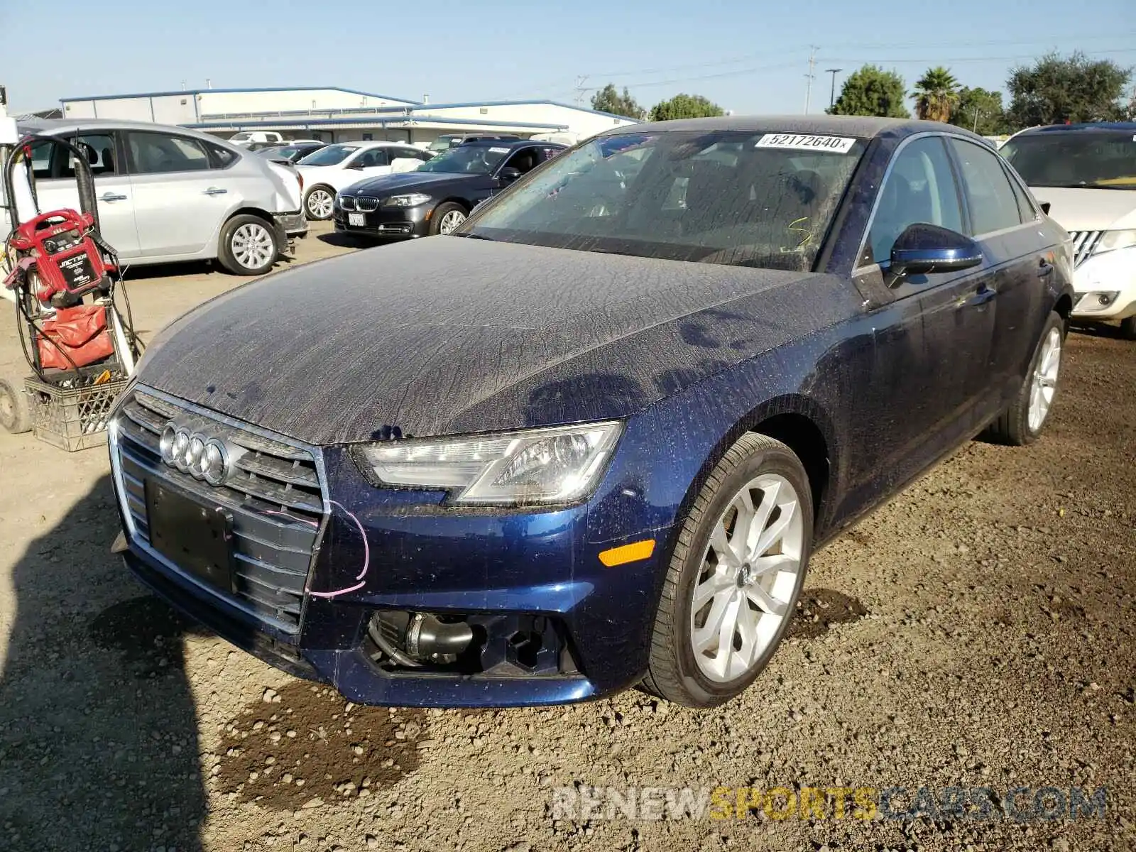 2 Фотография поврежденного автомобиля WAUGMAF42KN002905 AUDI A4 2019