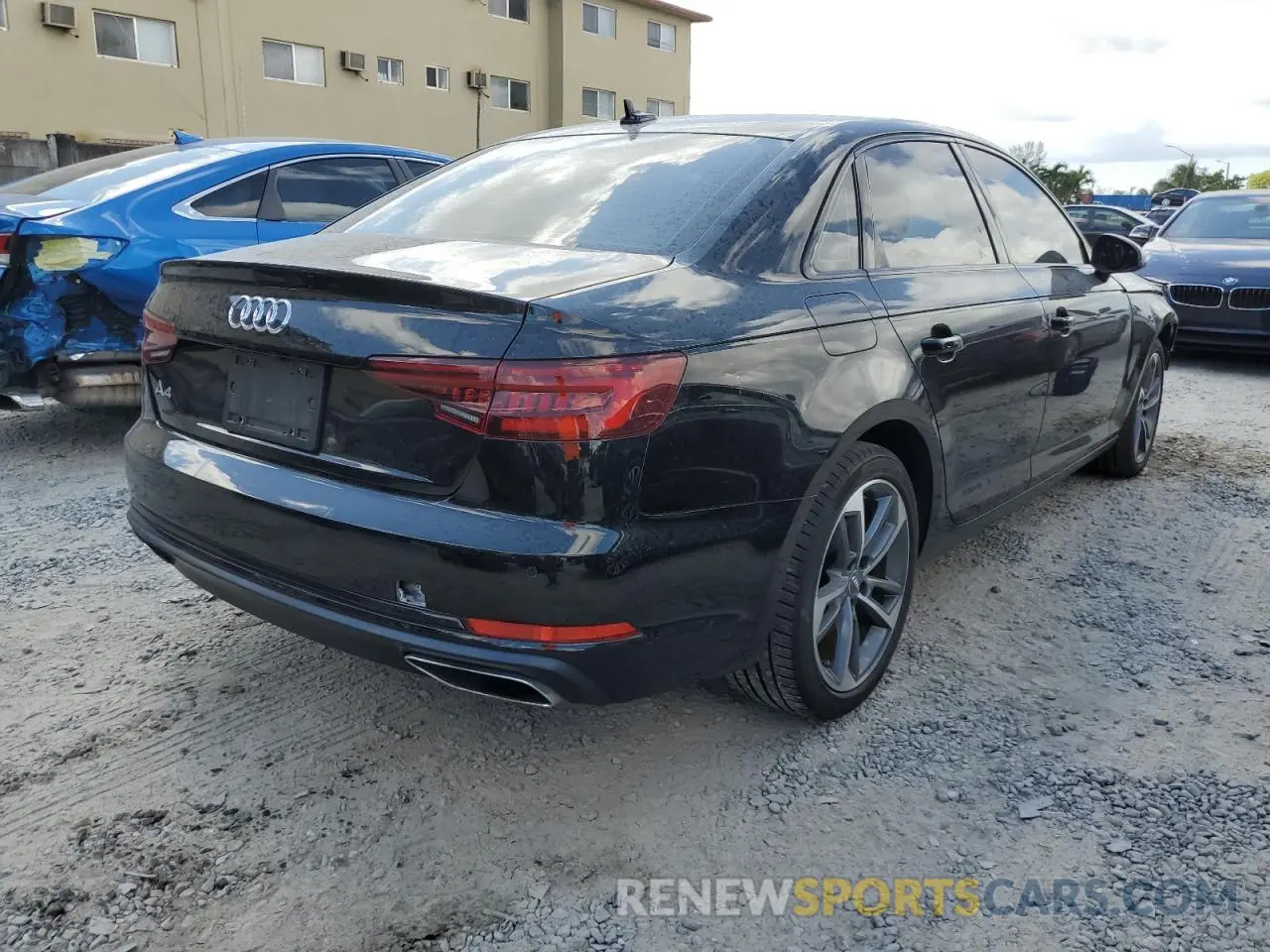 4 Фотография поврежденного автомобиля WAUGMAF43KA112188 AUDI A4 2019