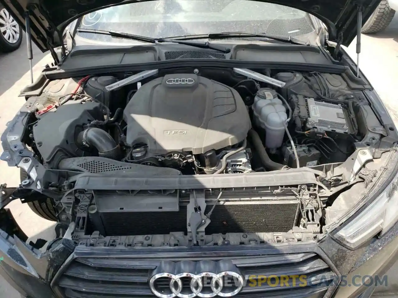 7 Photograph of a damaged car WAUGMAF43KN020555 AUDI A4 2019