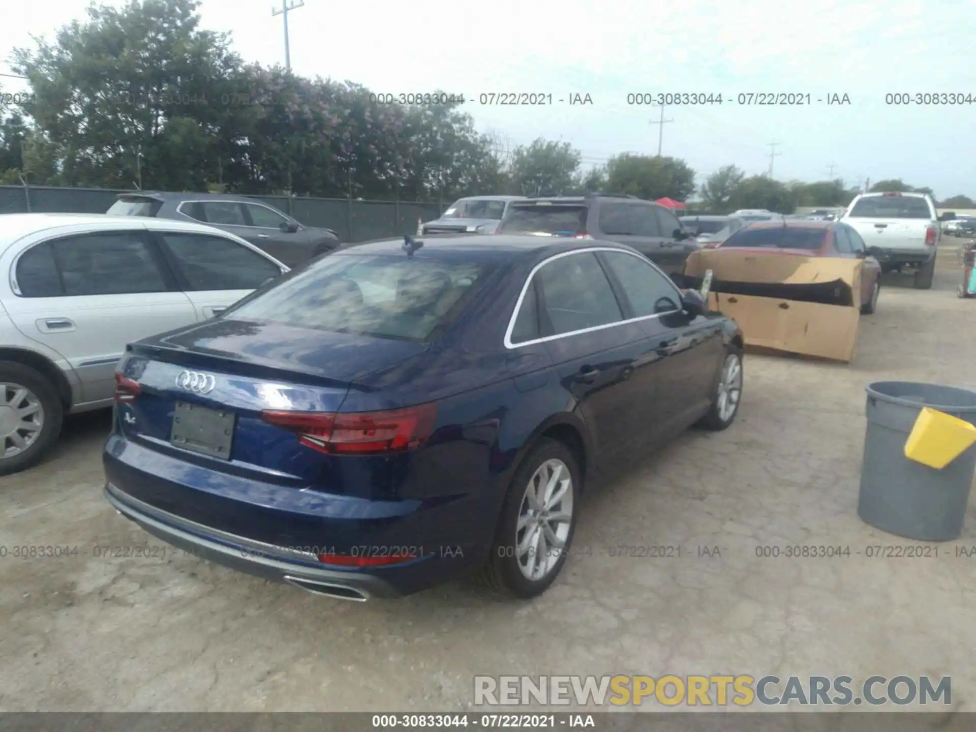 4 Фотография поврежденного автомобиля WAUGMAF46KA069269 AUDI A4 2019