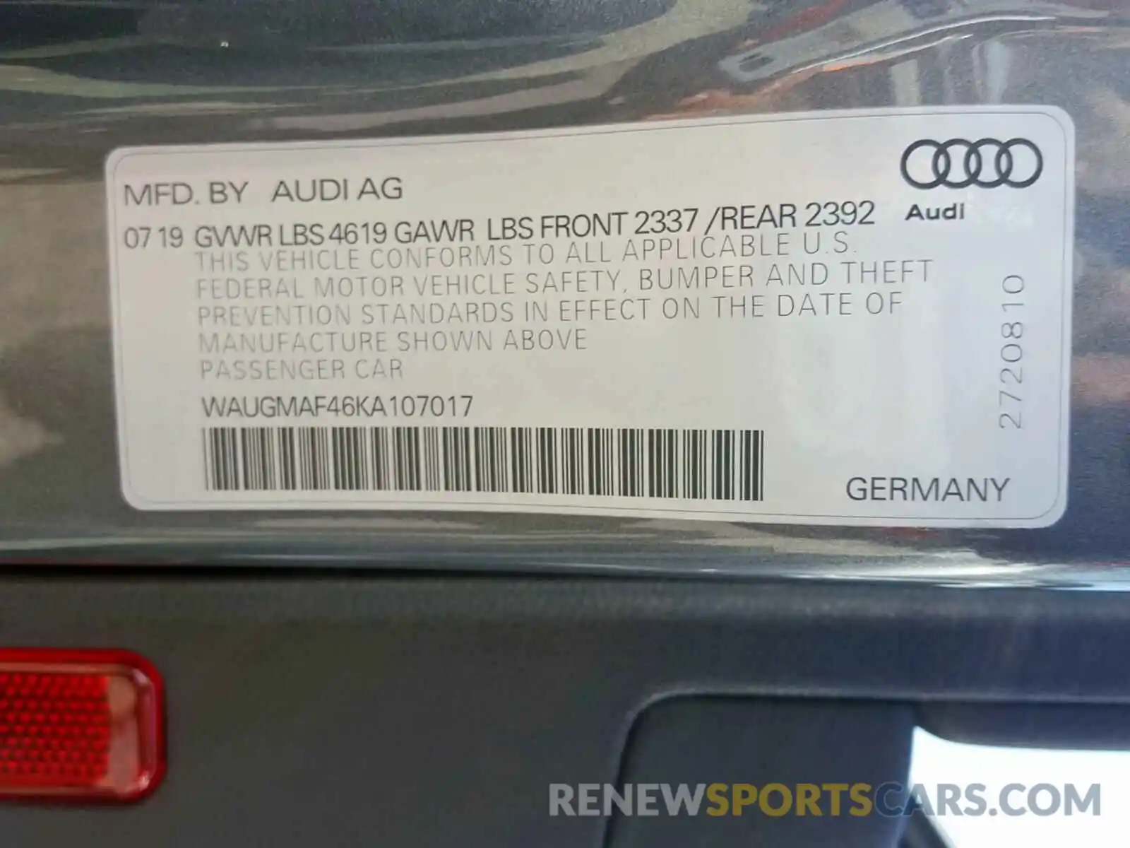 10 Photograph of a damaged car WAUGMAF46KA107017 AUDI A4 2019