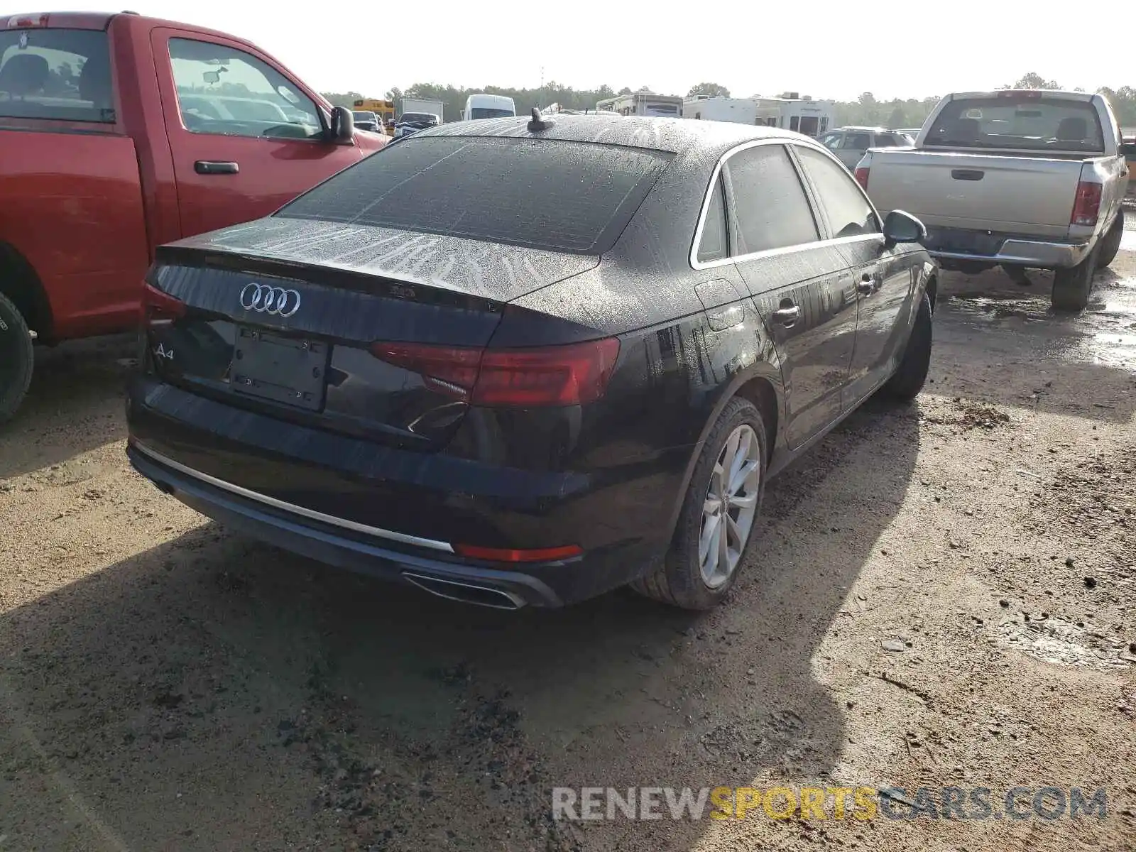 4 Фотография поврежденного автомобиля WAUGMAF47KN002320 AUDI A4 2019