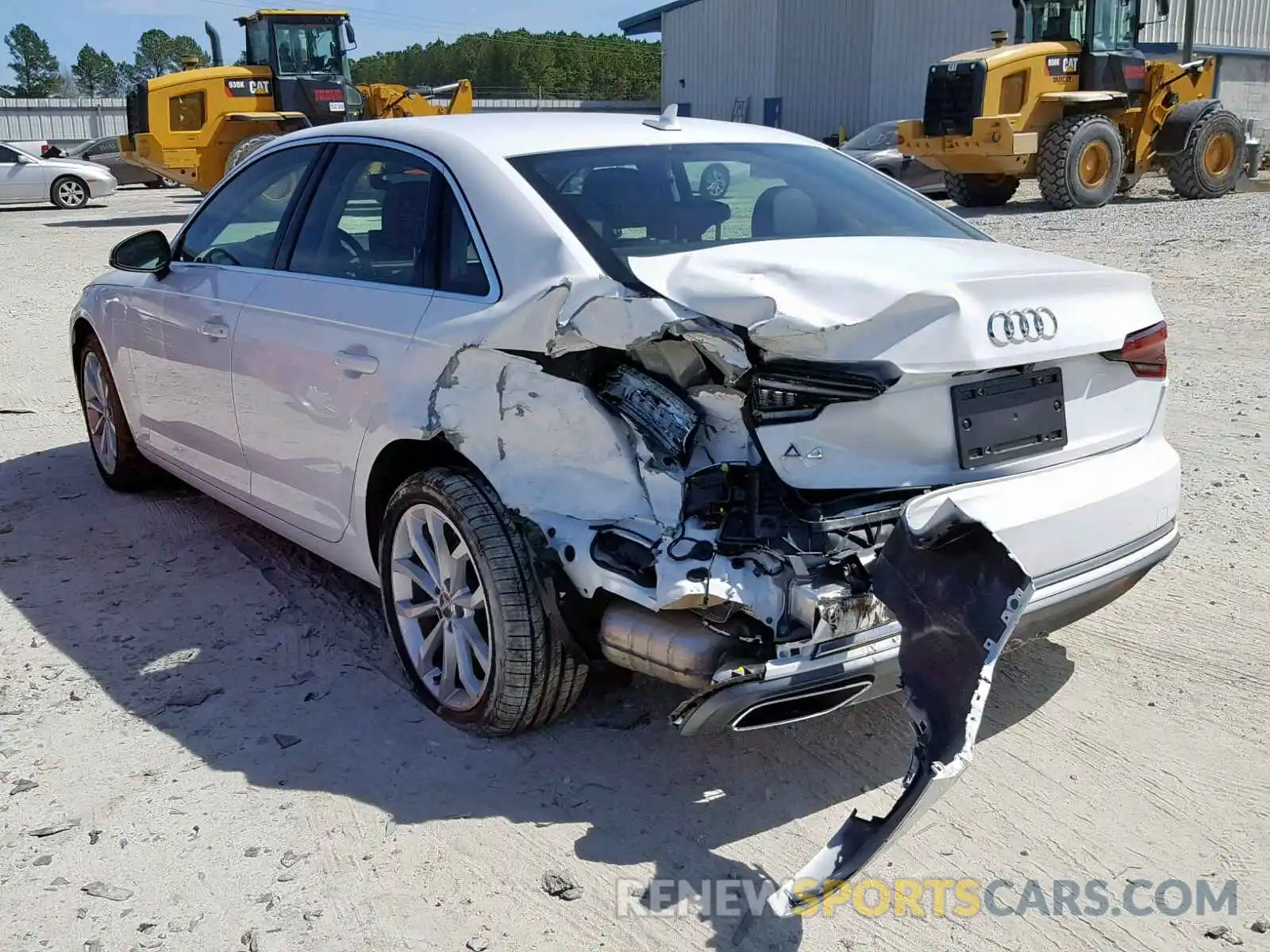 3 Фотография поврежденного автомобиля WAUGMAF47KN007453 AUDI A4 2019