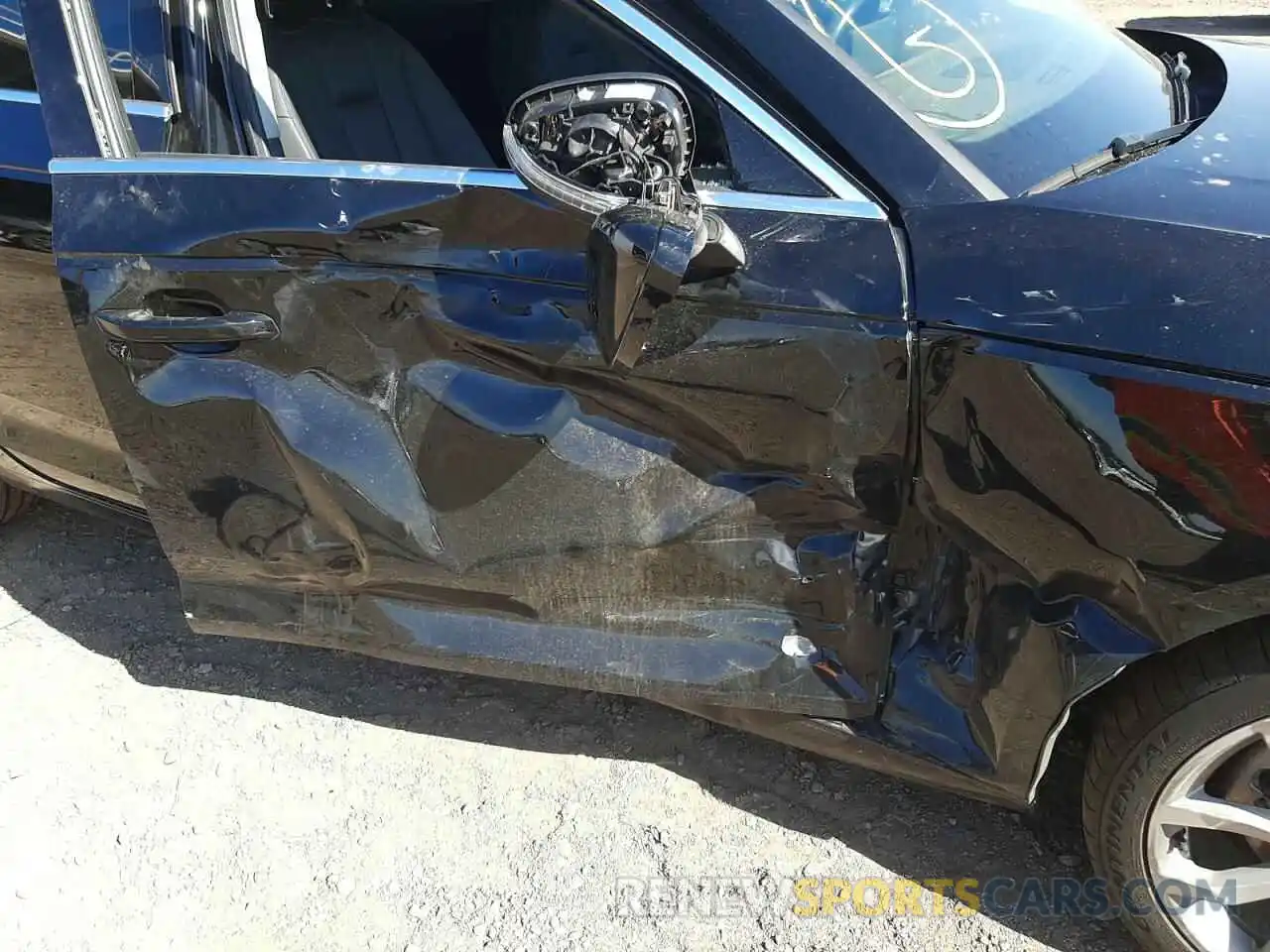 9 Photograph of a damaged car WAUGMAF48KN002410 AUDI A4 2019