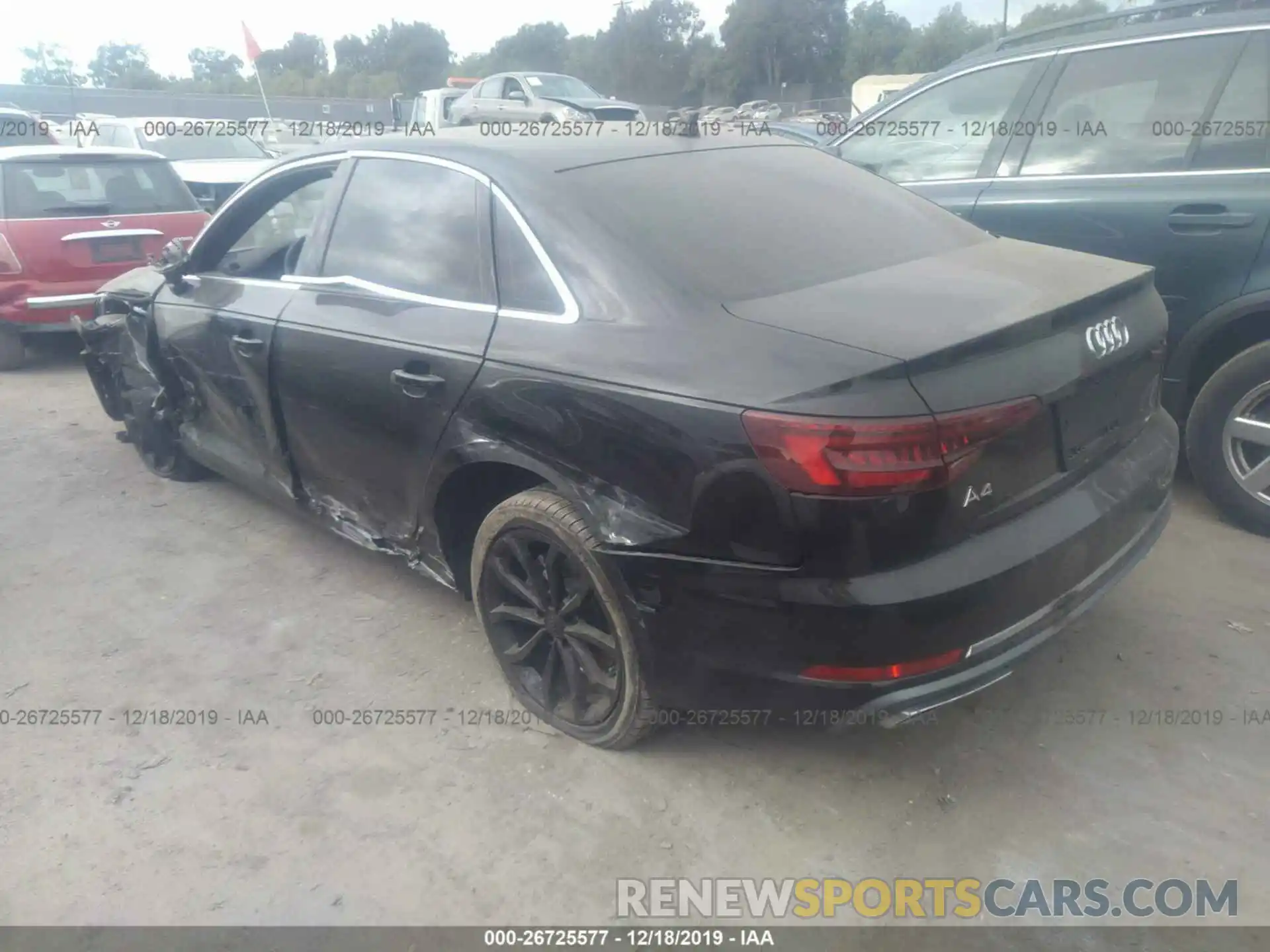 3 Фотография поврежденного автомобиля WAUGMAF48KN002469 AUDI A4 2019