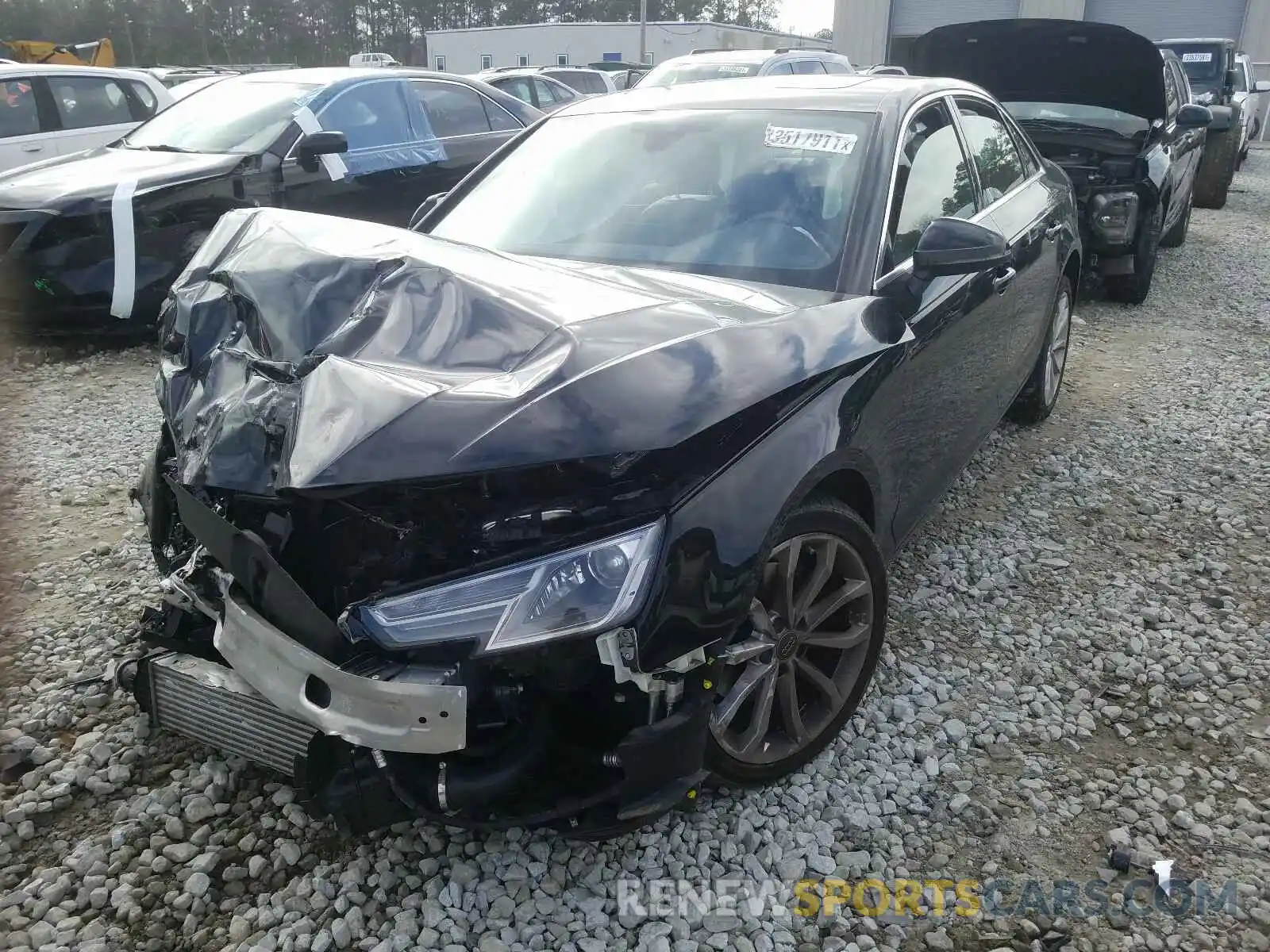 2 Фотография поврежденного автомобиля WAUGMAF48KN007686 AUDI A4 2019