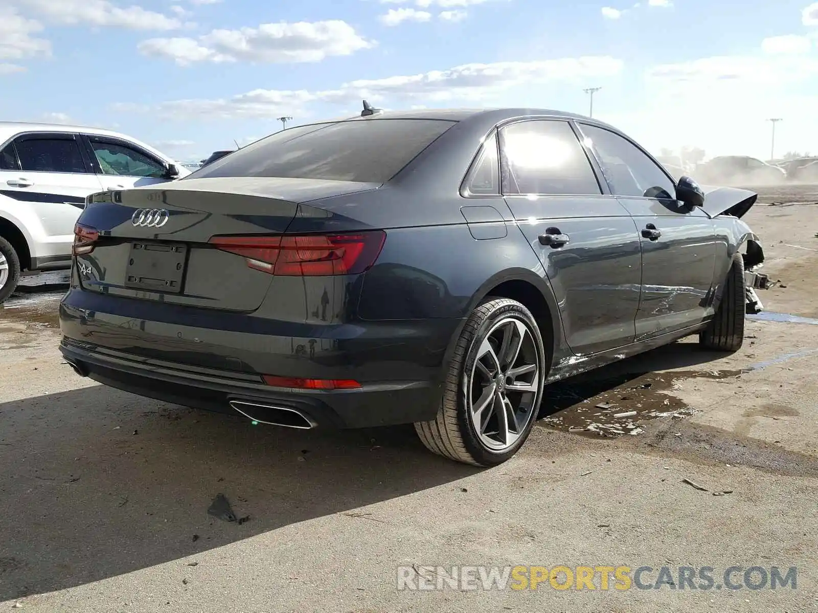 4 Фотография поврежденного автомобиля WAUGMAF49KN012671 AUDI A4 2019