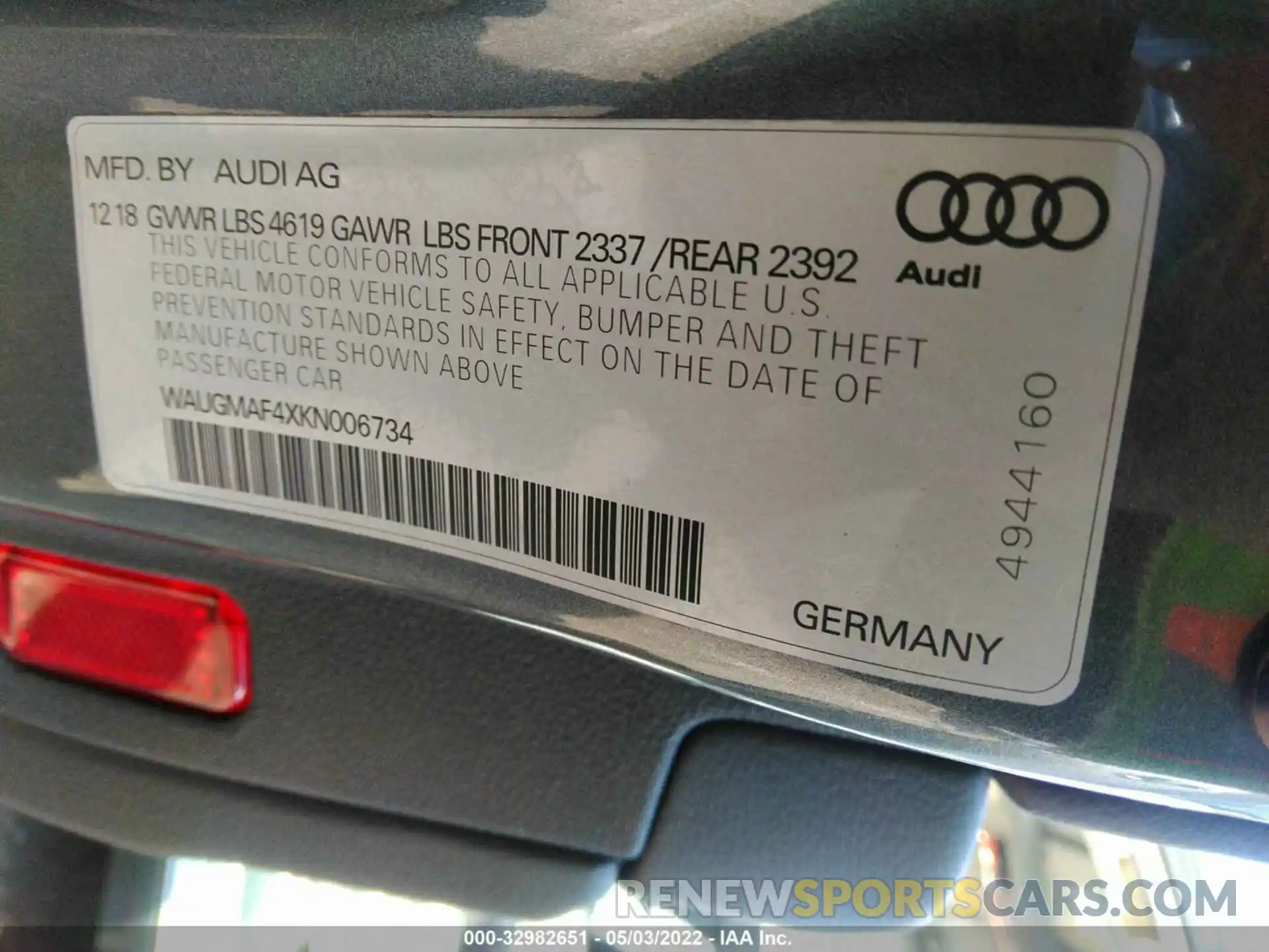 9 Фотография поврежденного автомобиля WAUGMAF4XKN006734 AUDI A4 2019