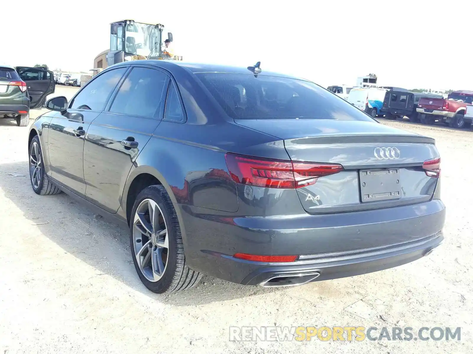 3 Фотография поврежденного автомобиля WAUGMAF4XKN017300 AUDI A4 2019