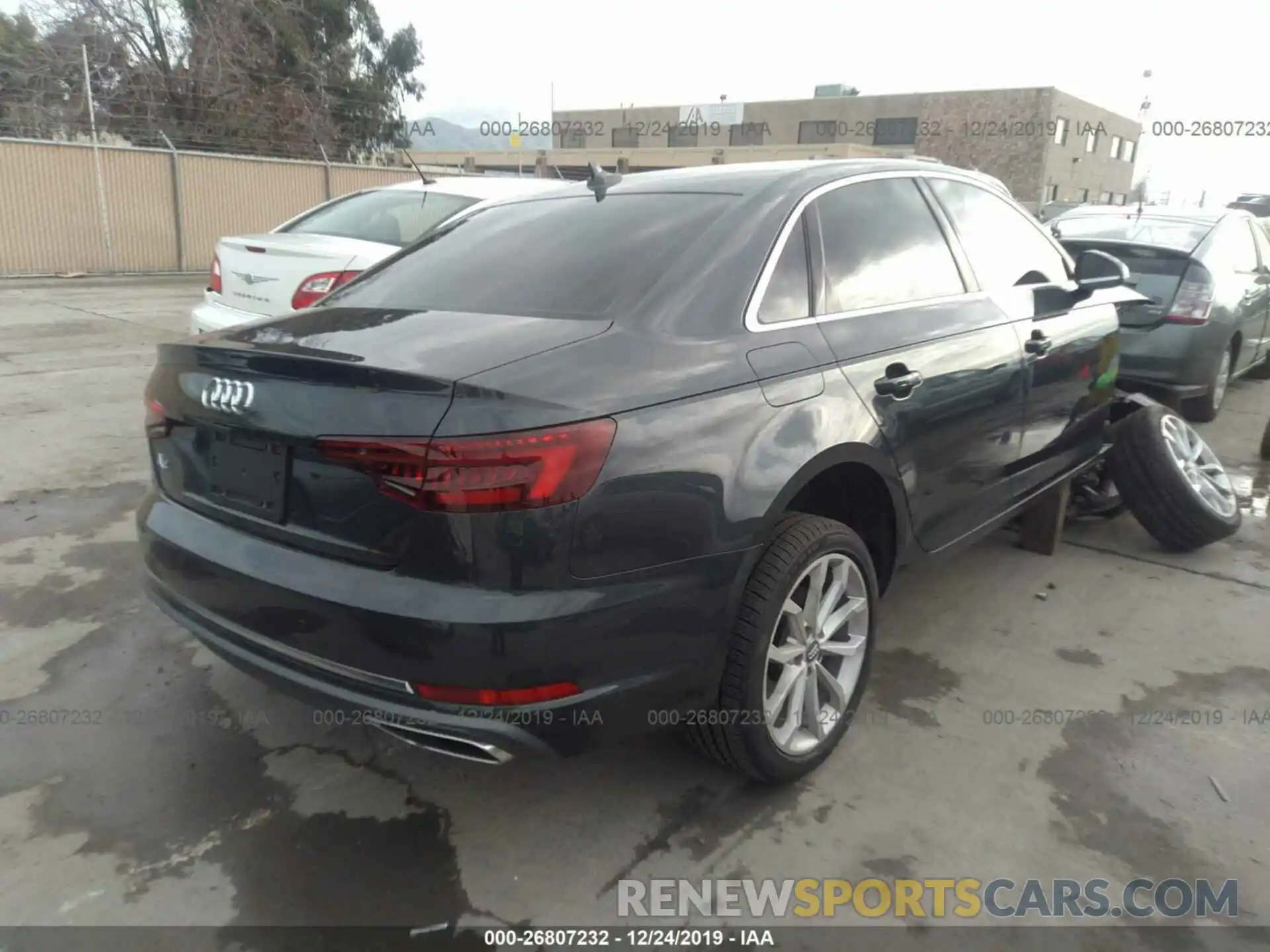 4 Фотография поврежденного автомобиля WAUHMAF49KN007278 AUDI A4 2019