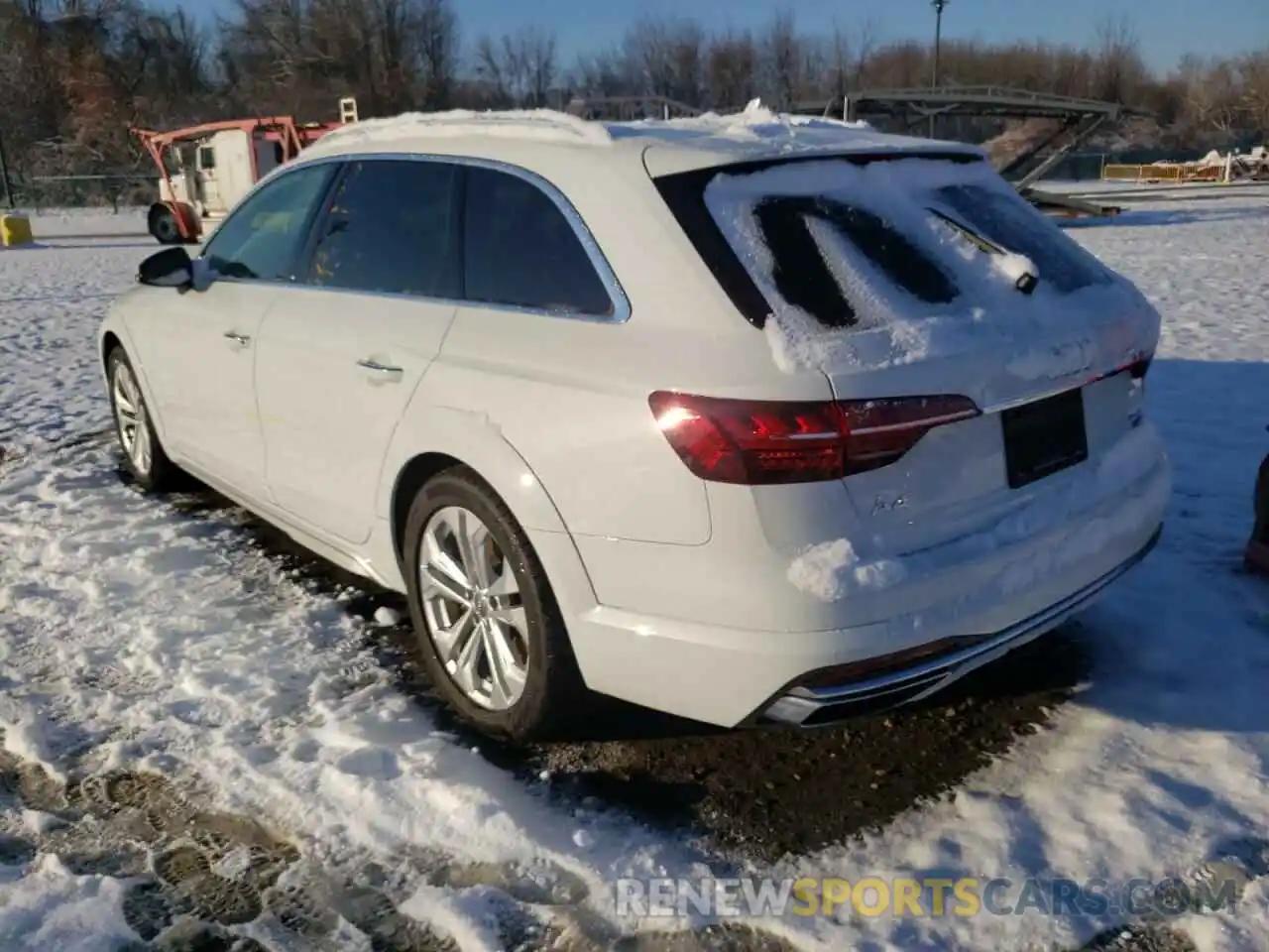 3 Photograph of a damaged car WA17NAF49LA038187 AUDI A4 2020